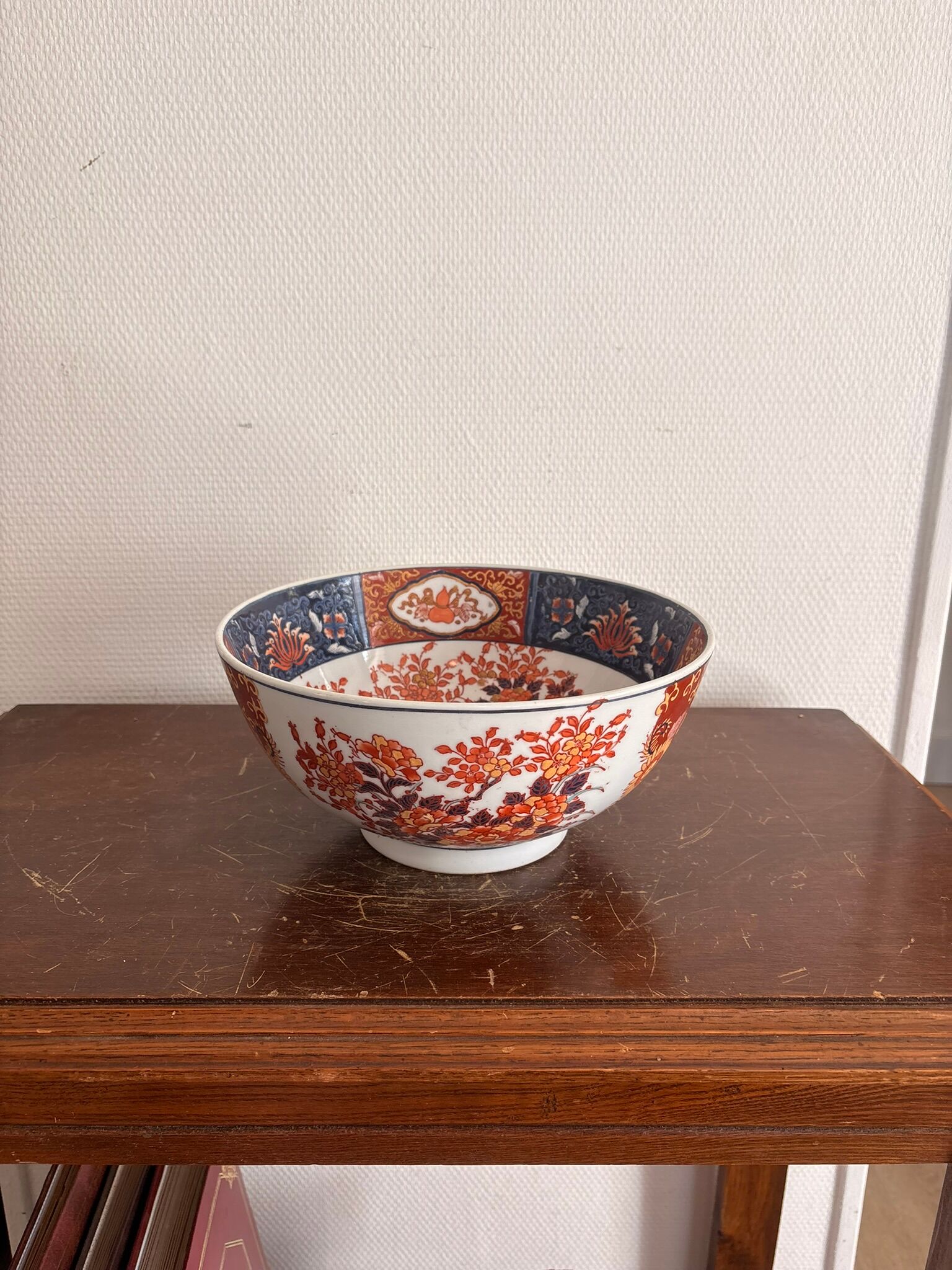 Antique Imari Bowl Plate Japan Meiji Xianfeng Flowers