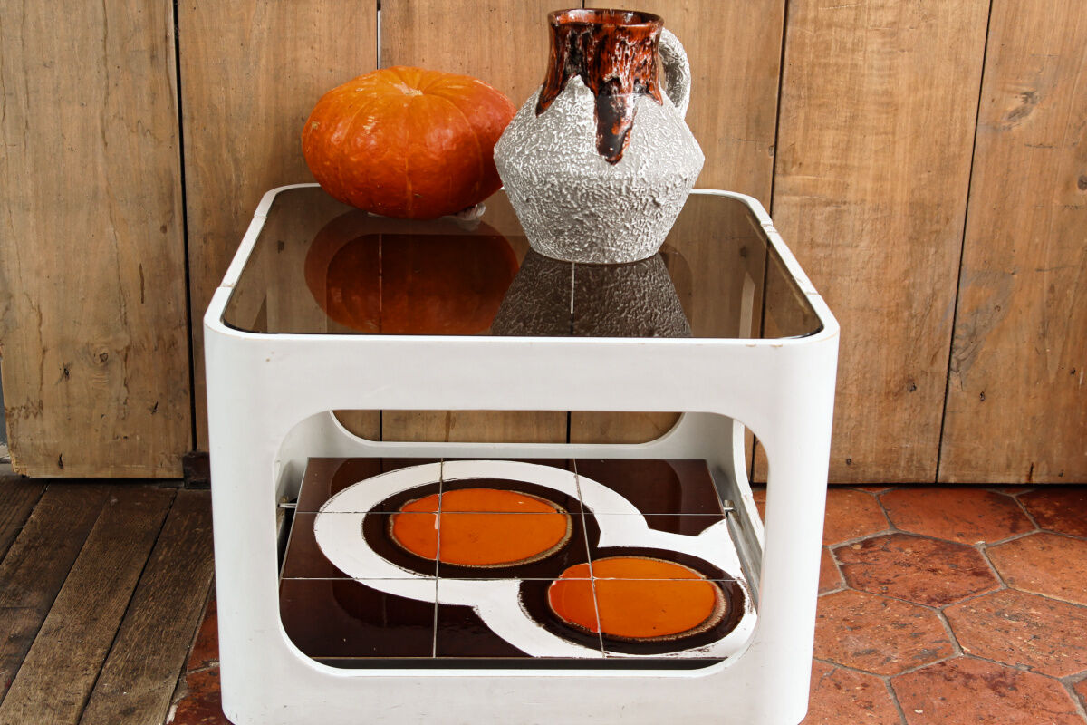 Vintage coffee table 70s