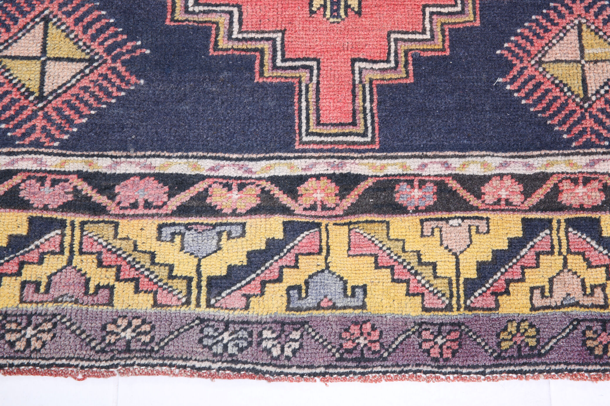 Tapis vintage rose antique 121x211