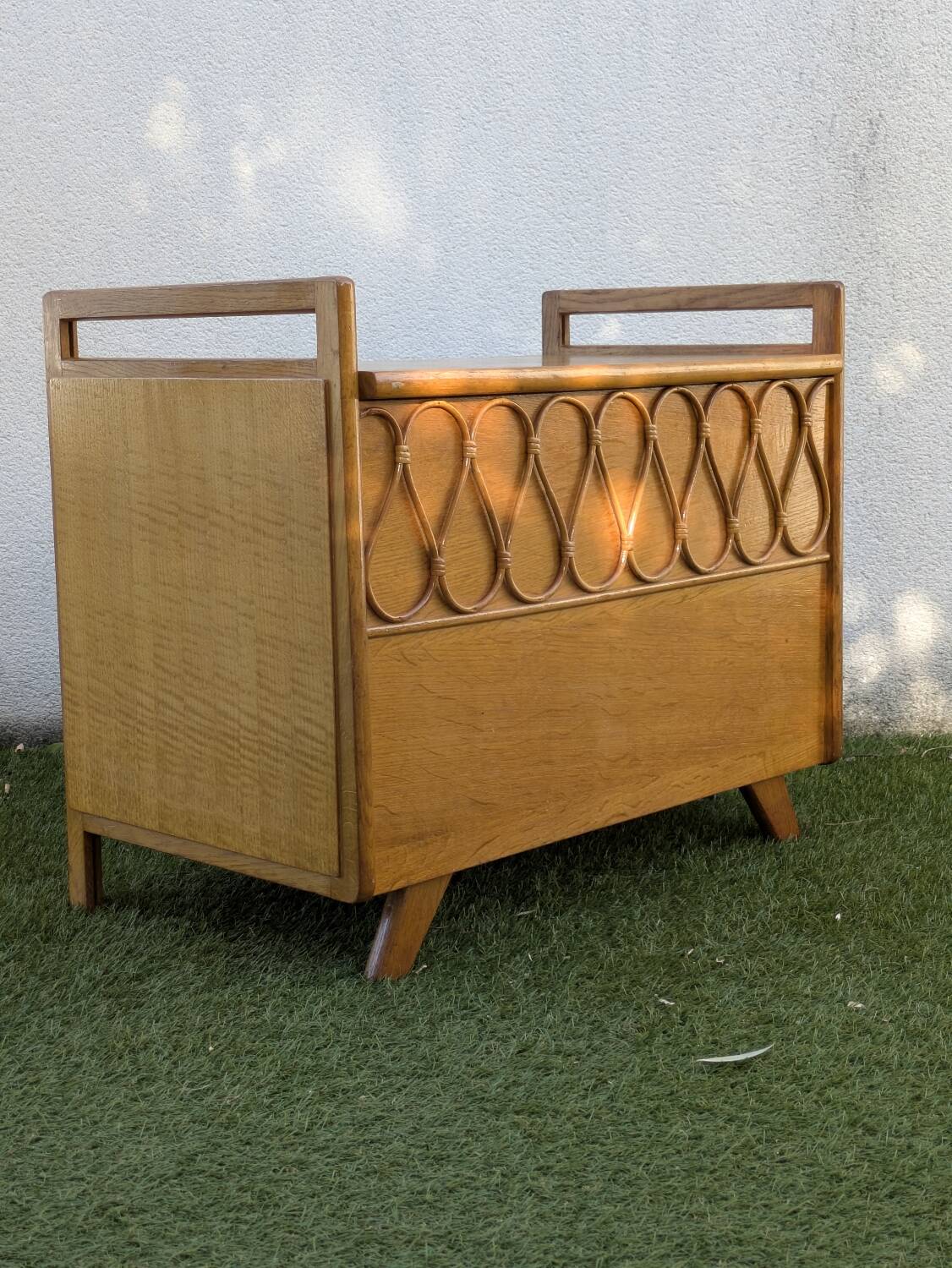 Vintage oak and rattan chest/bench – 1960s