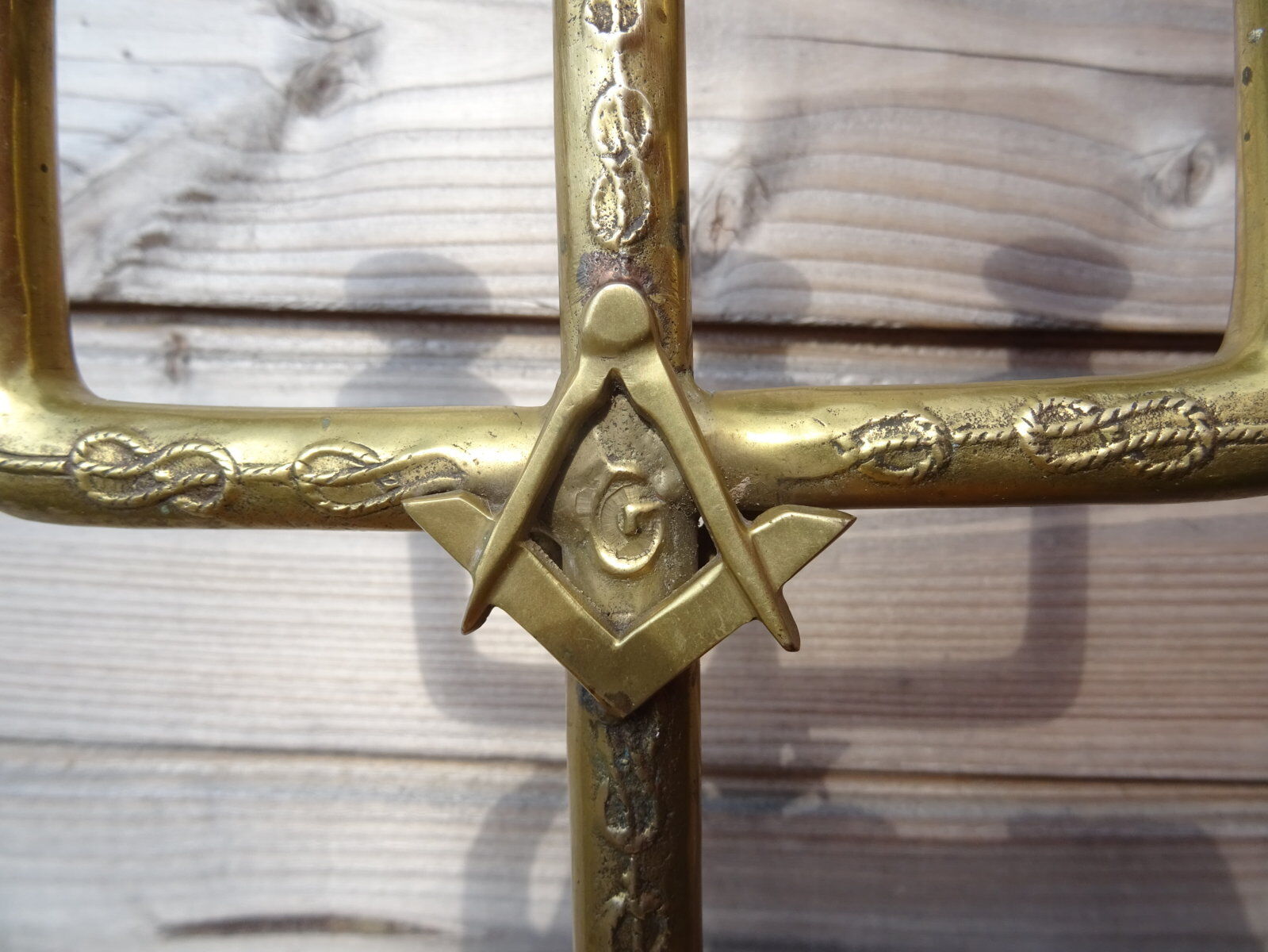 Masonic chandelier with 3 branches in bronze