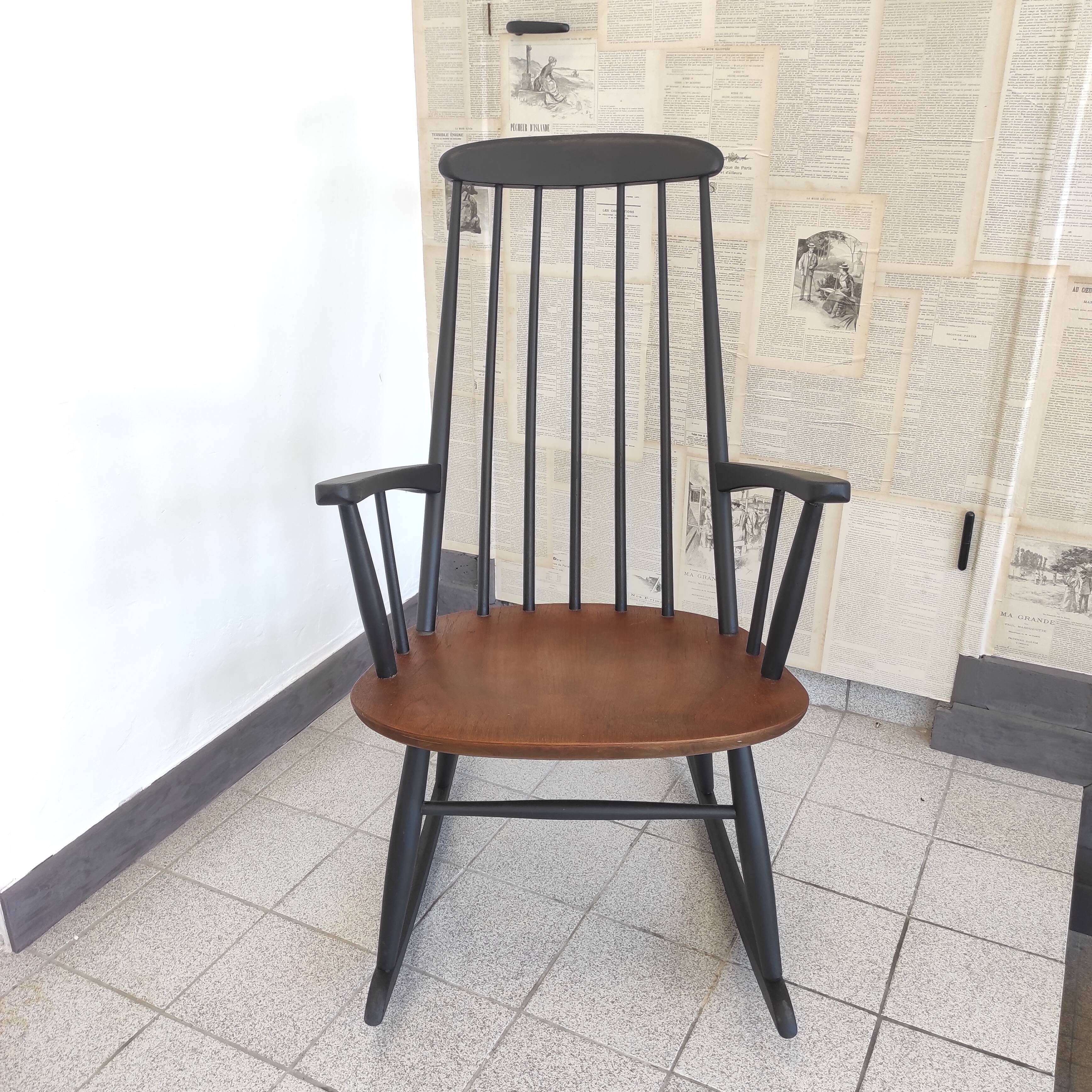Rocking chair edited by Stol Kamnik