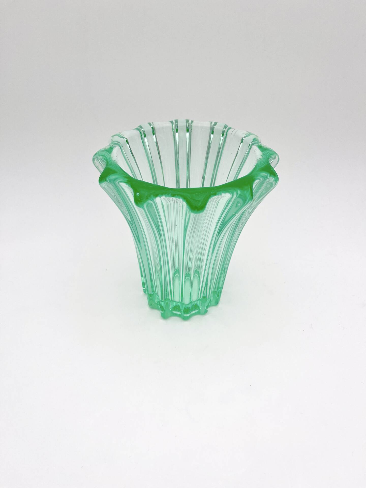 Art Deco Vase Pierre d'Avesn Moulded-Pressed Glass Emerald Green