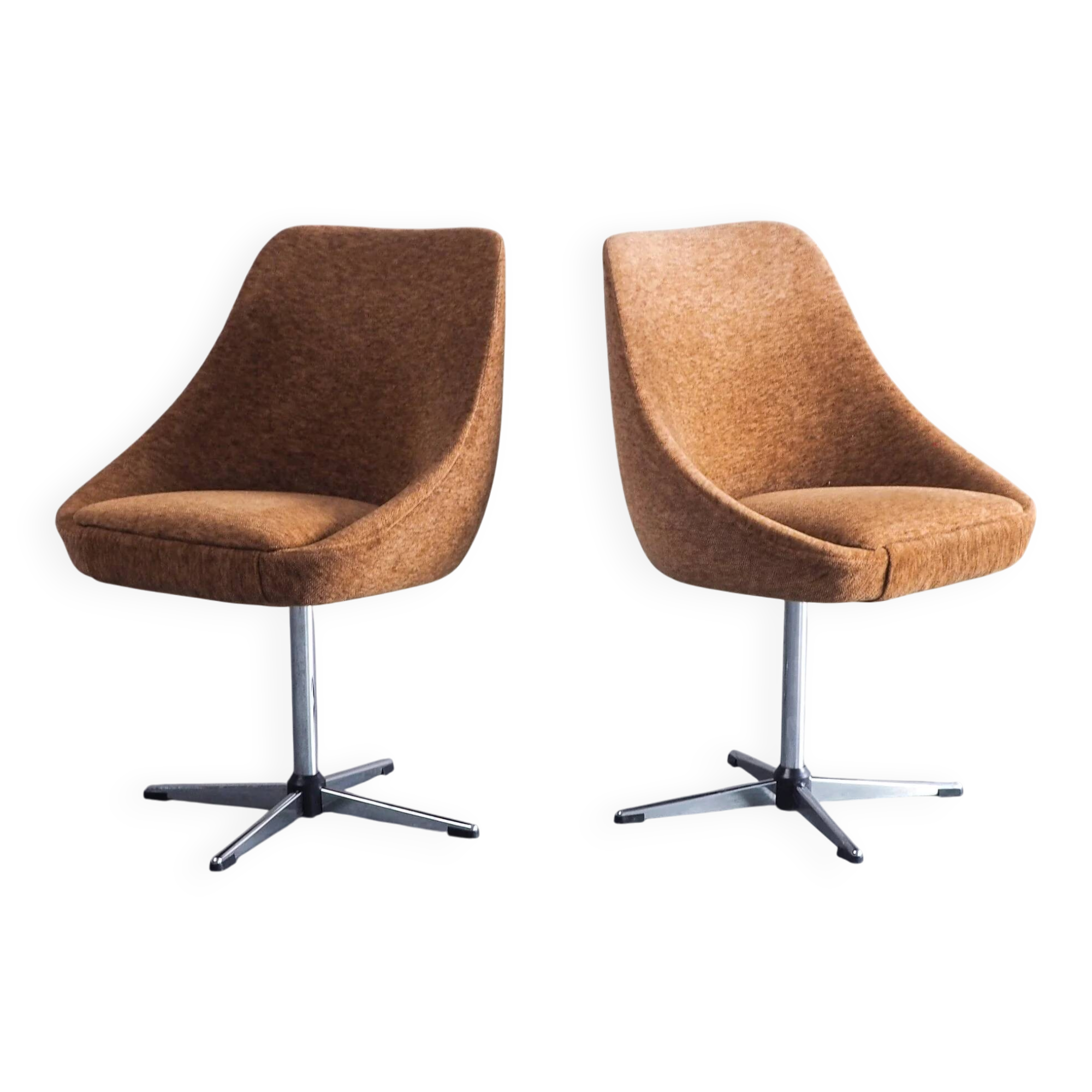 Set of 2 mid-century modern cocktail chairs