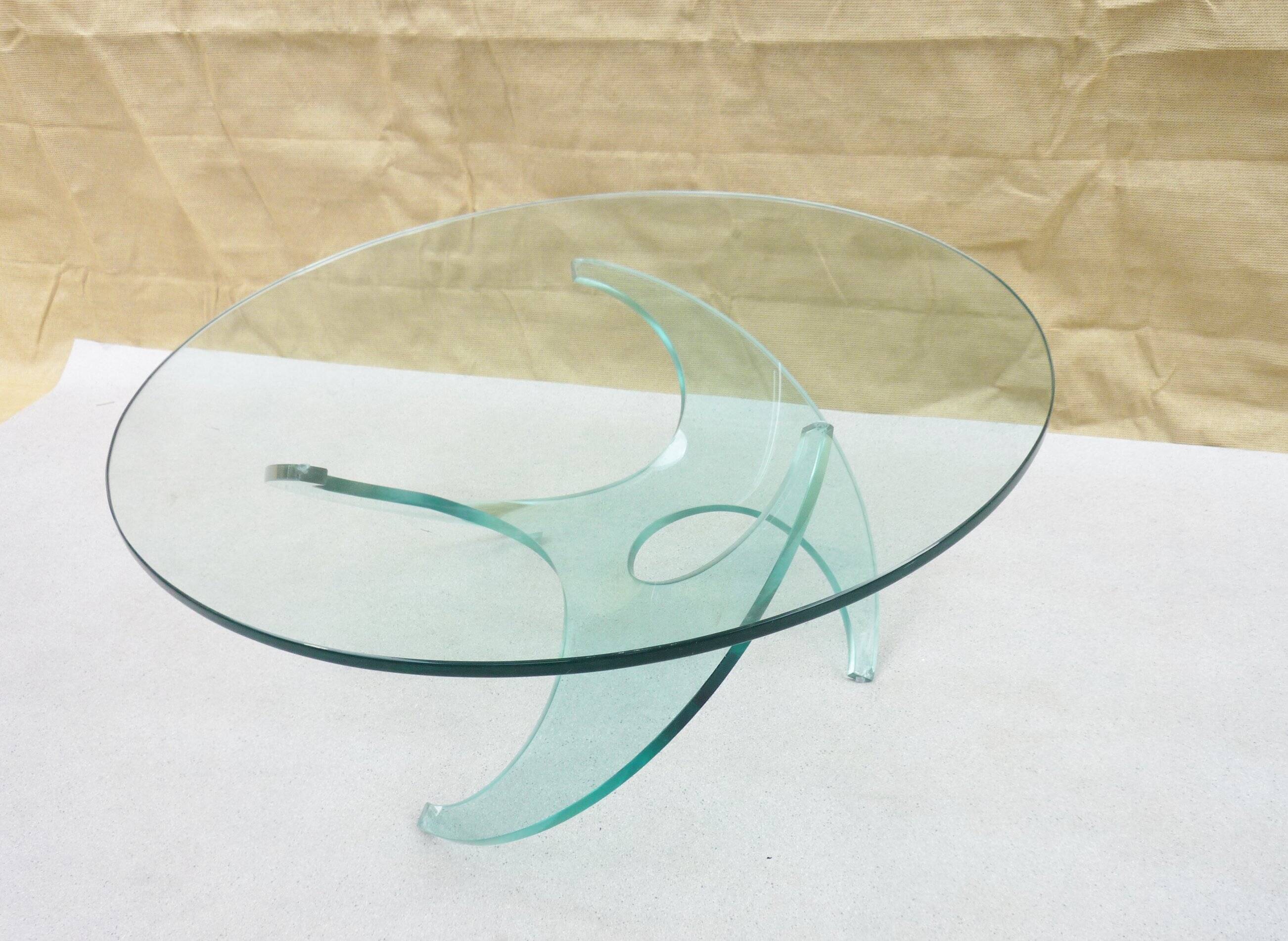 Propeller glass coffee table
