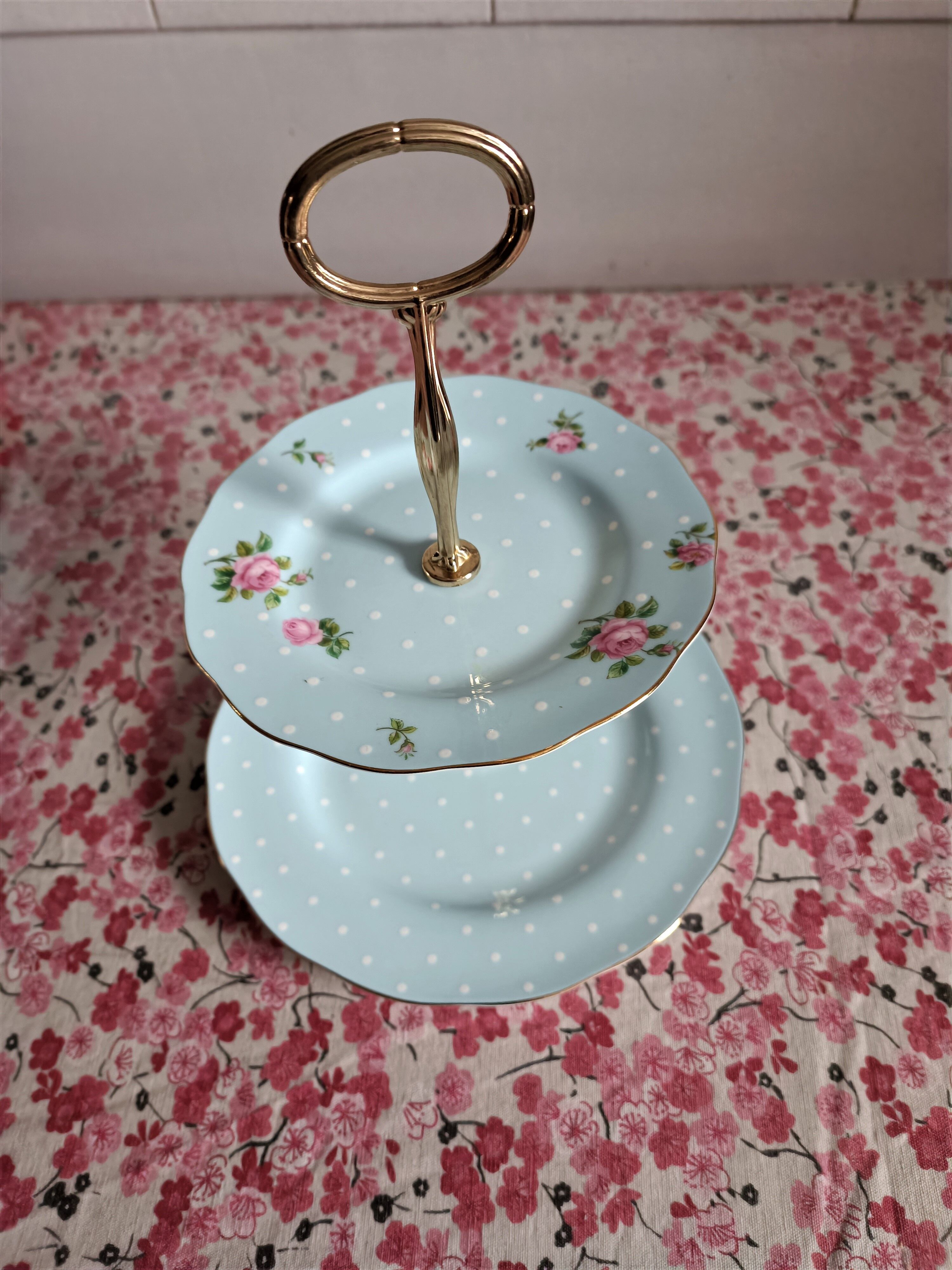 Servant - display "Polka blue" Royal Albert porcelain