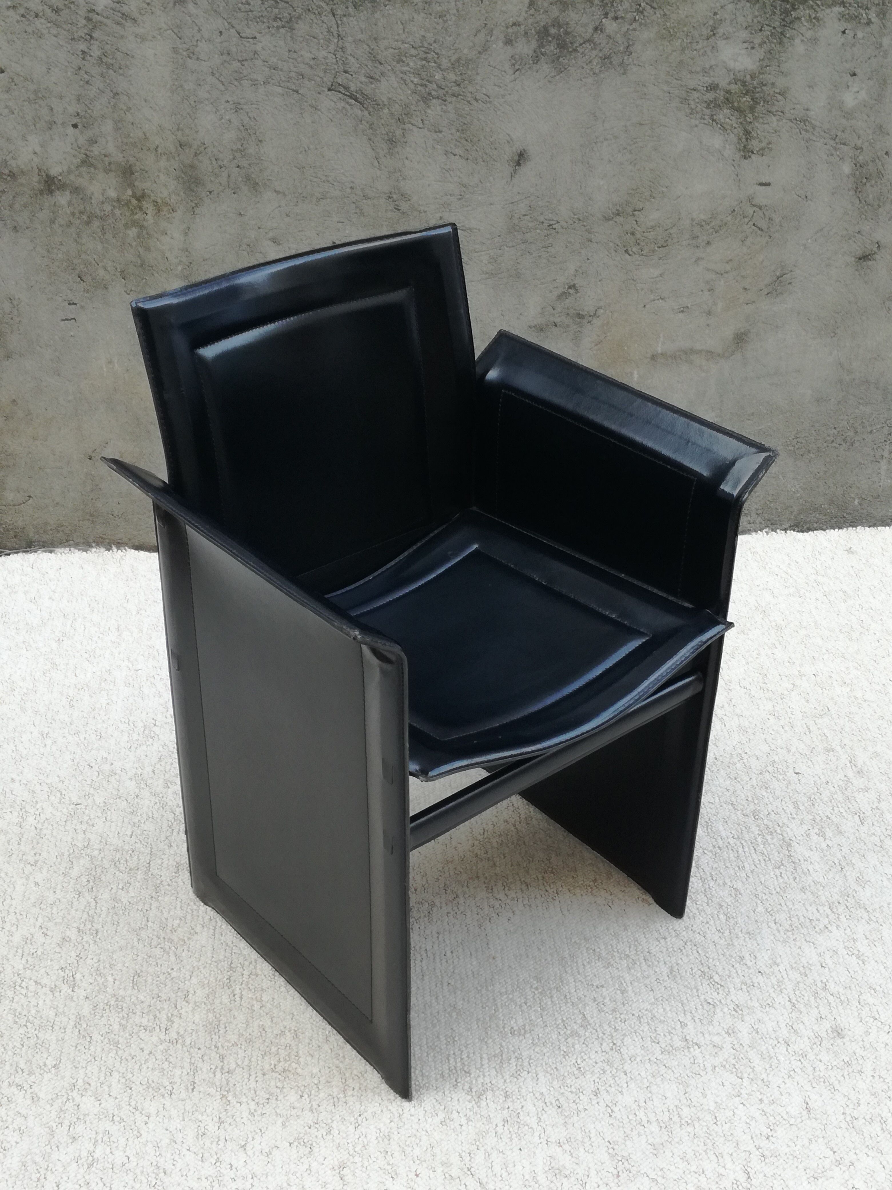 Tito Agnoli Italian black leather design chair
