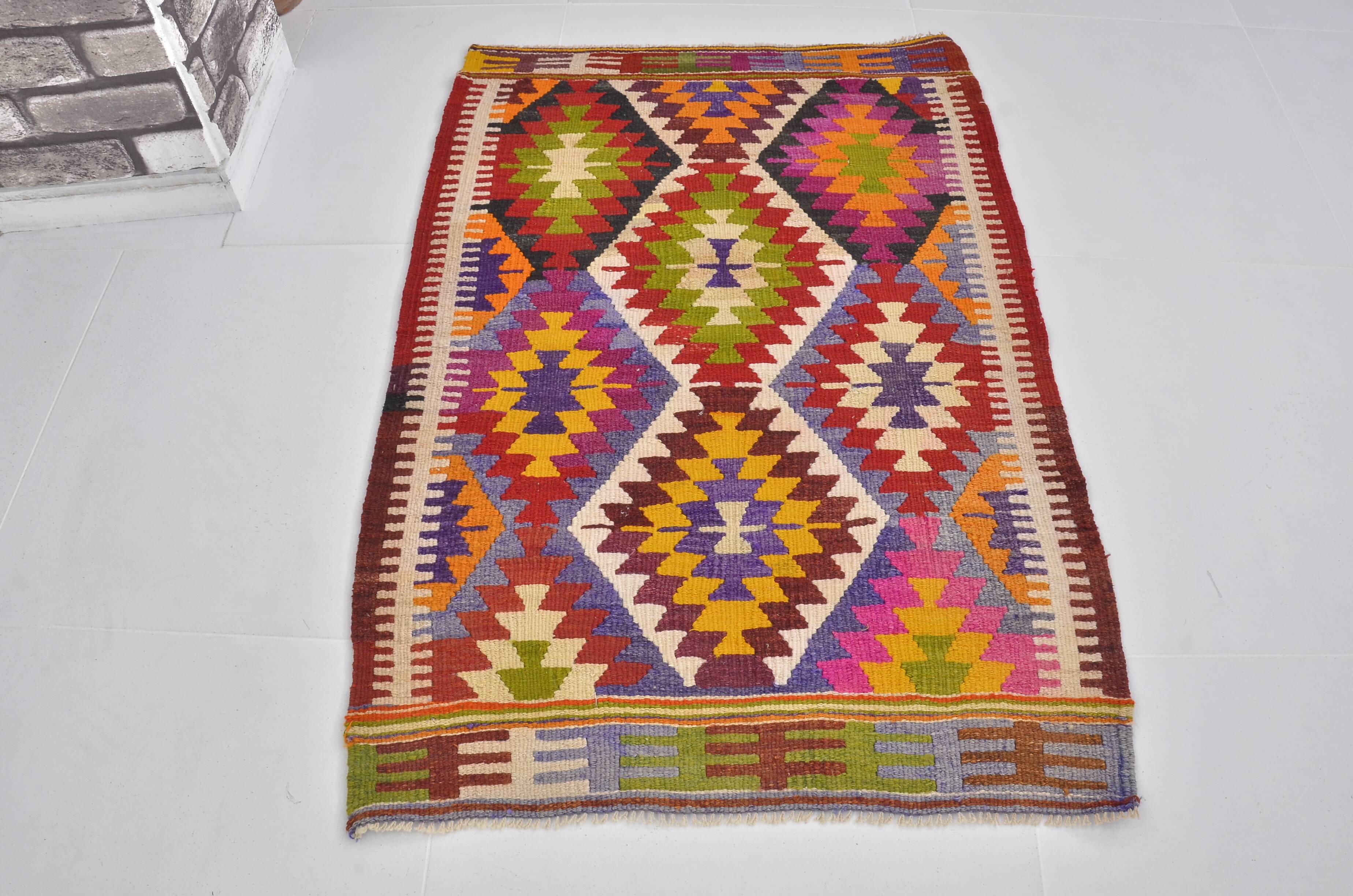 Small Oushak Multicolour Kilim Rug sk 1677