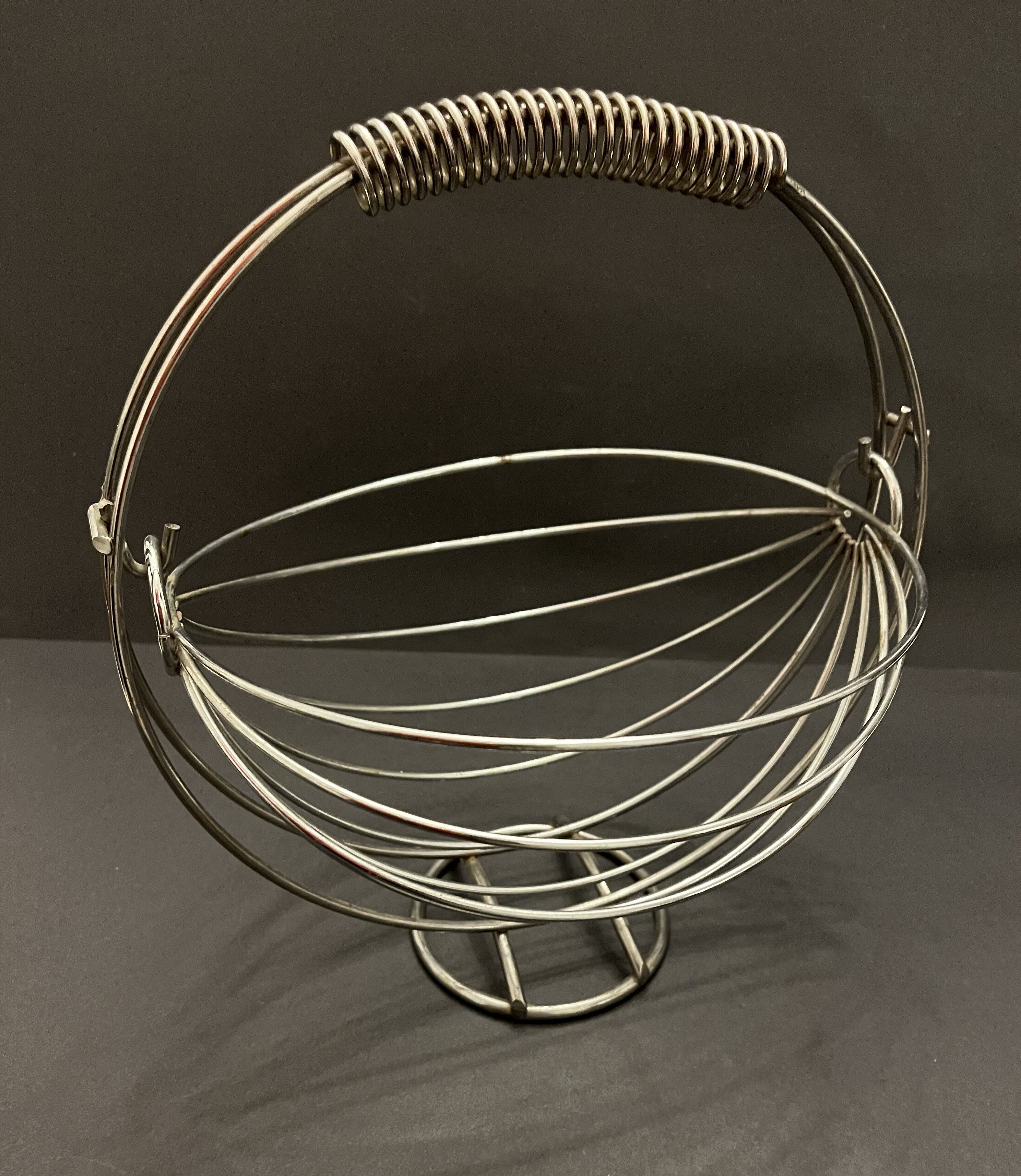 Stainless steel fruit basket