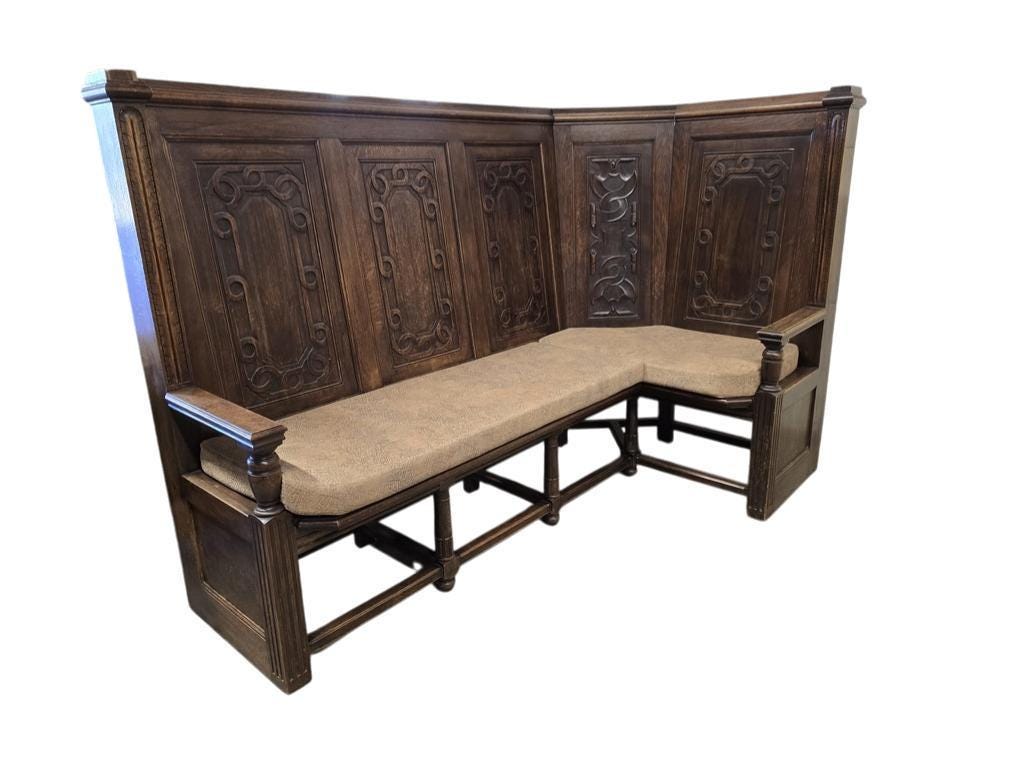 Vintage corner bench in wood in Henri II style