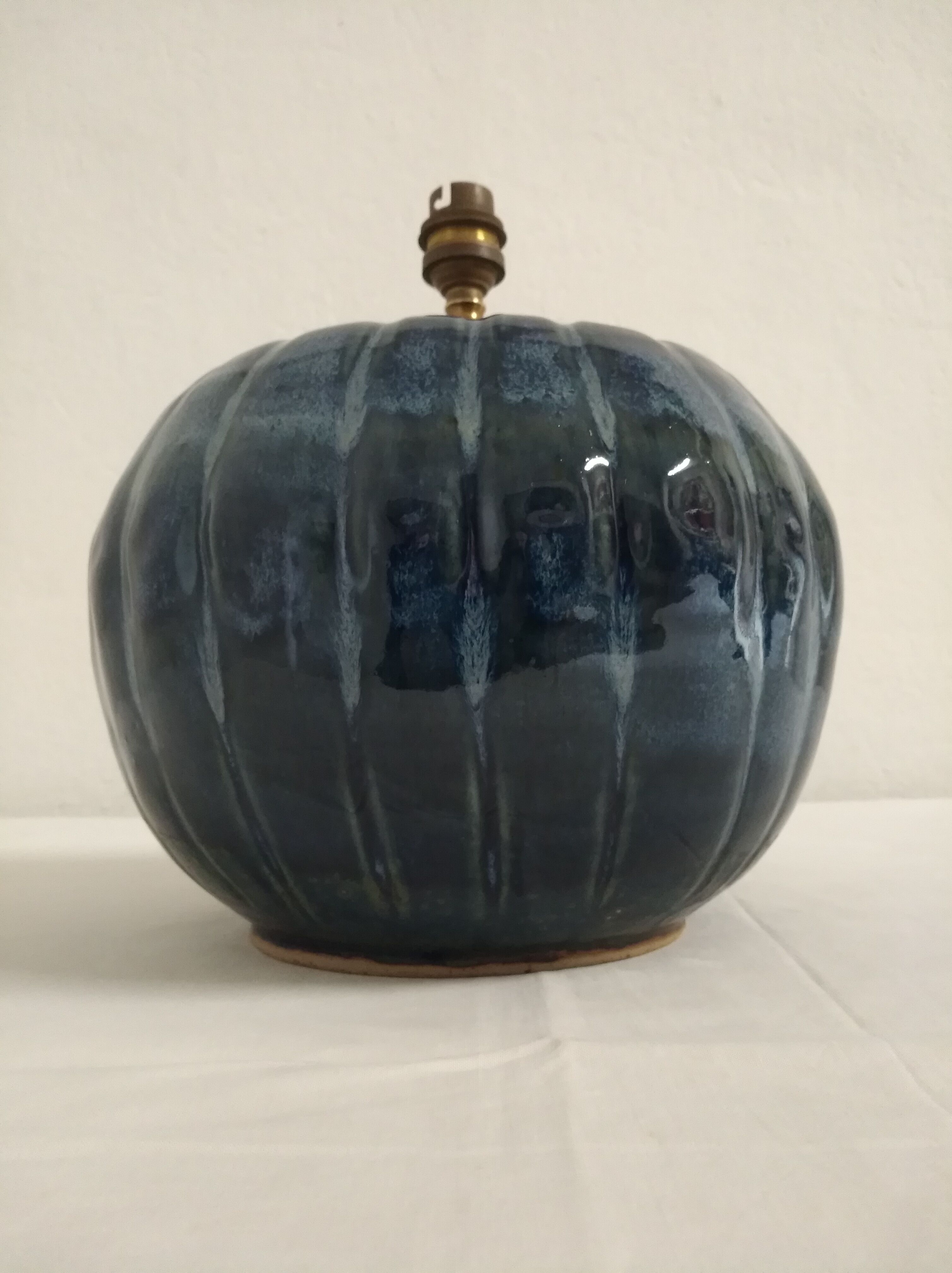 Glassed sandstone ball lamp foot