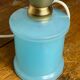 Lampe en opaline blanche et bleue 