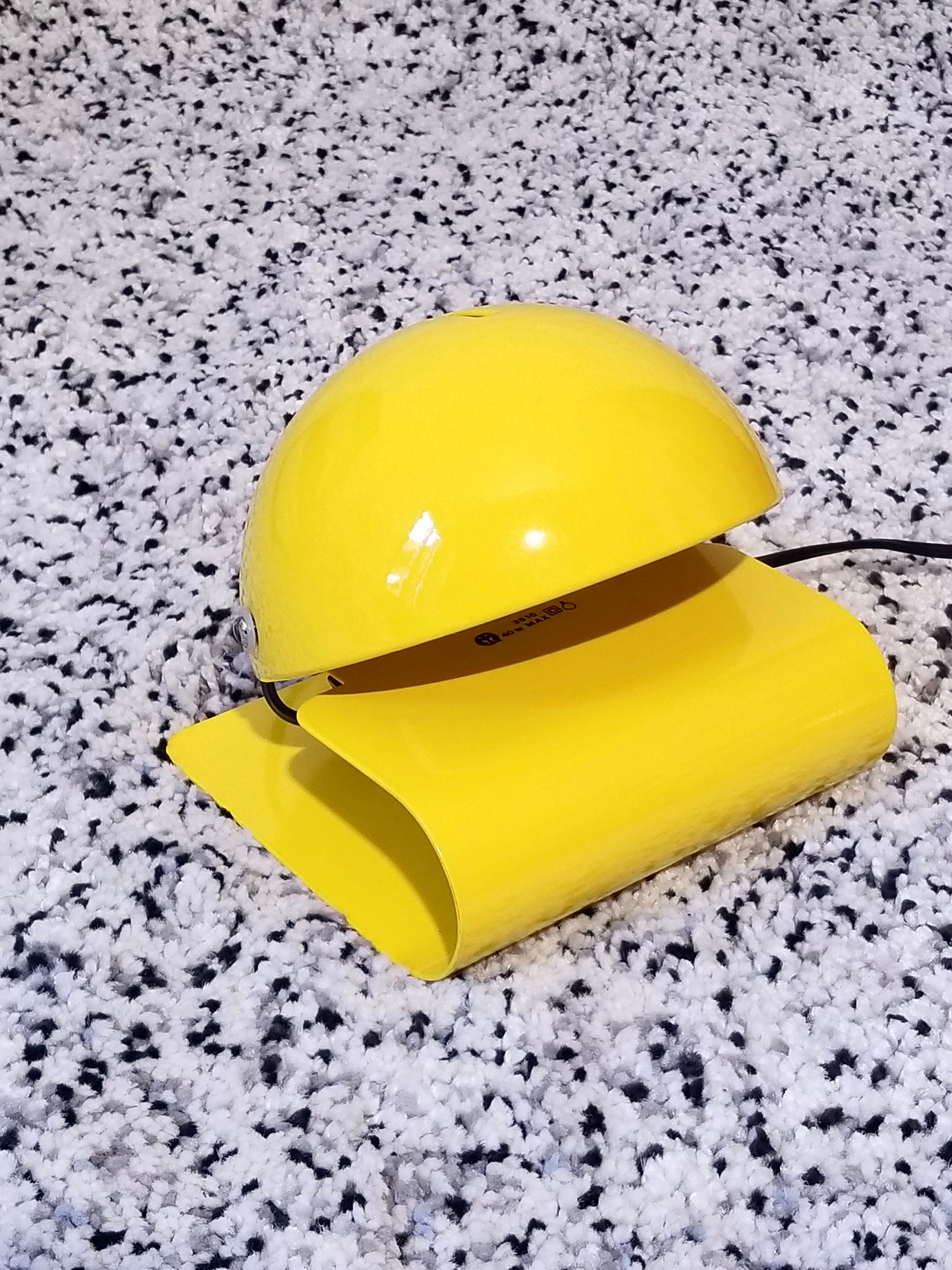 Table lamp by Giuseppe Cormio for Guzzini