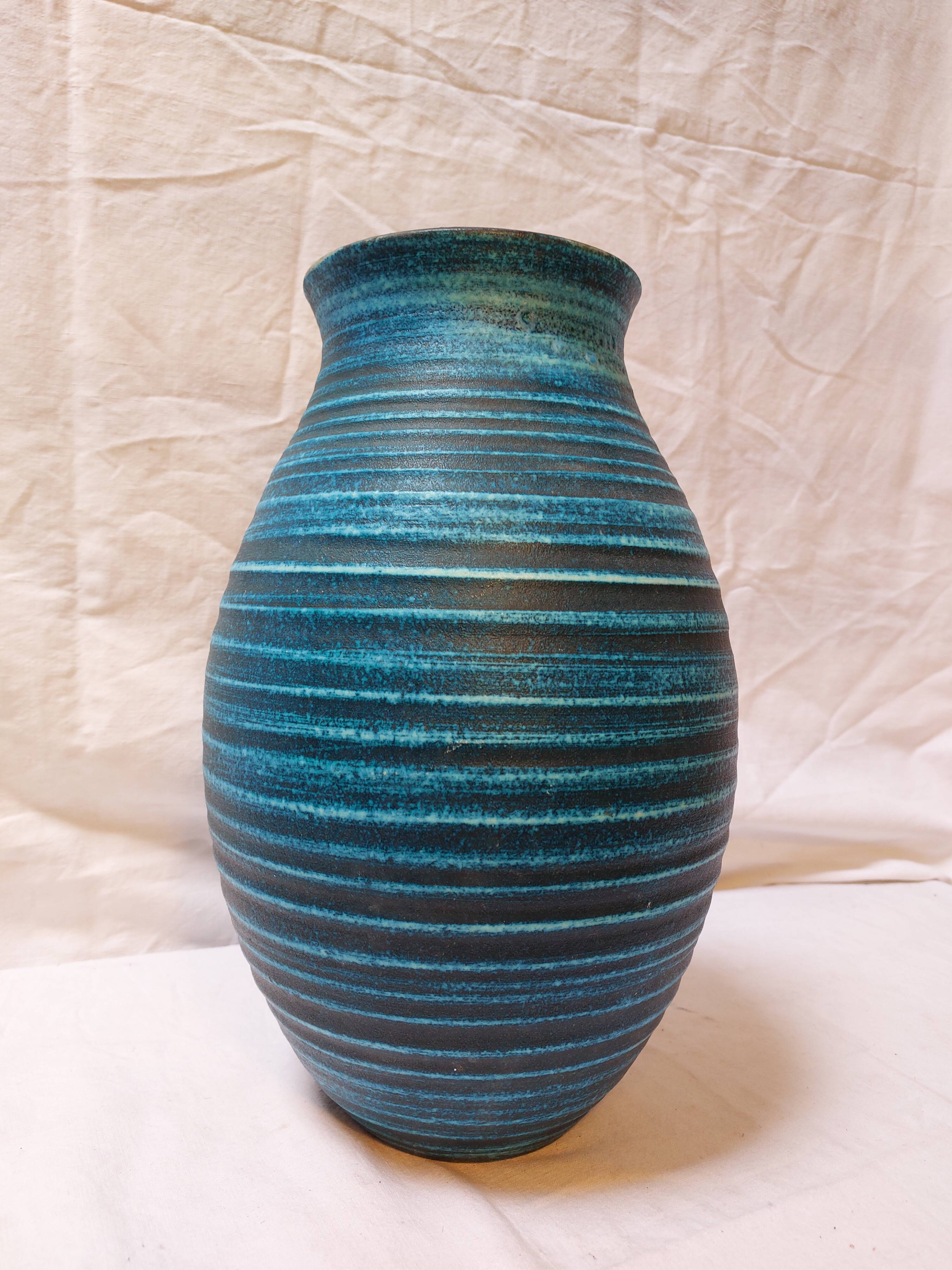 Large blue ceramic vase "Gauloise" – Potiers d’Accolay – Year 60