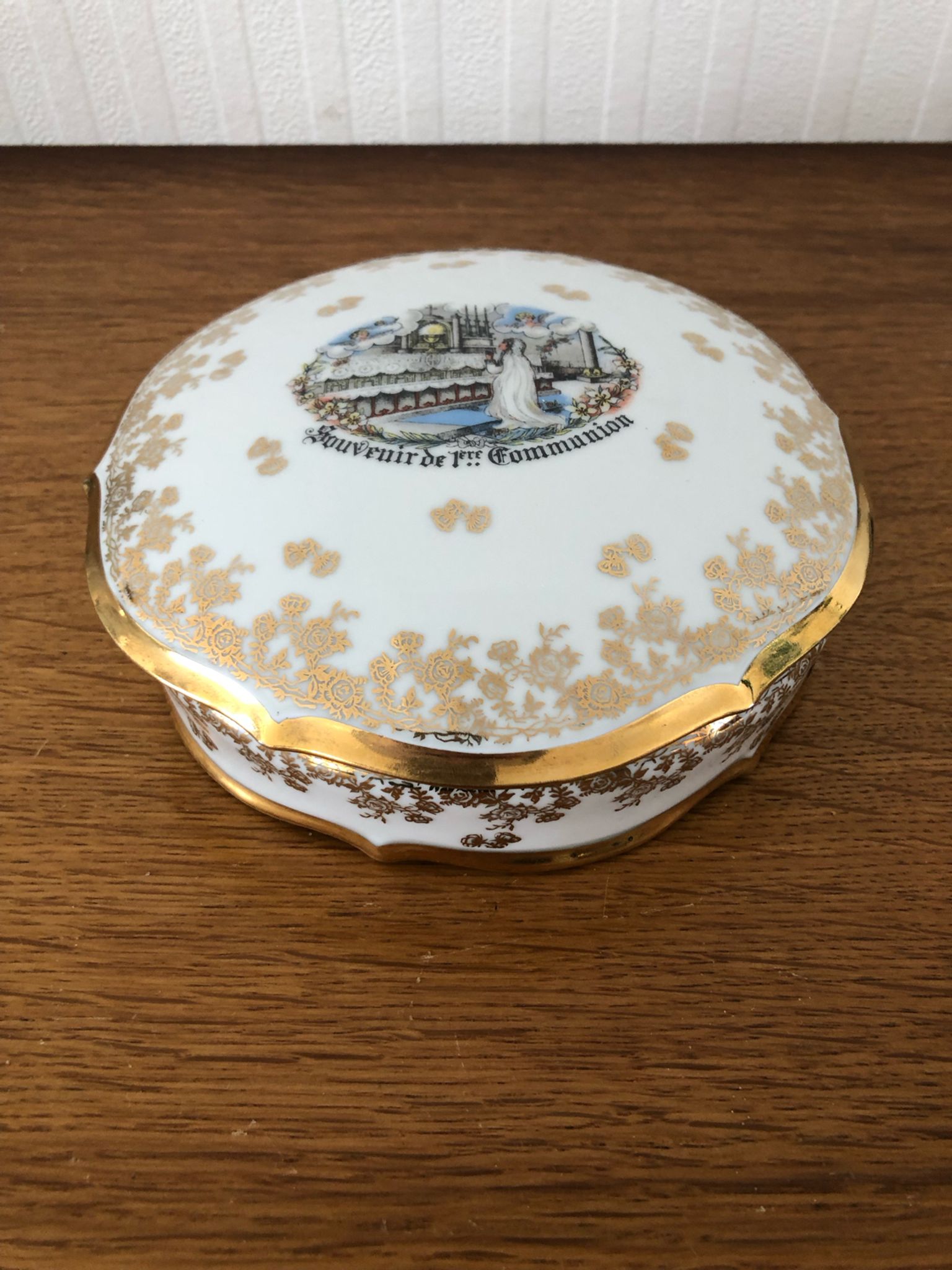 Limoges vintage porcelain jewelry box 1st communion