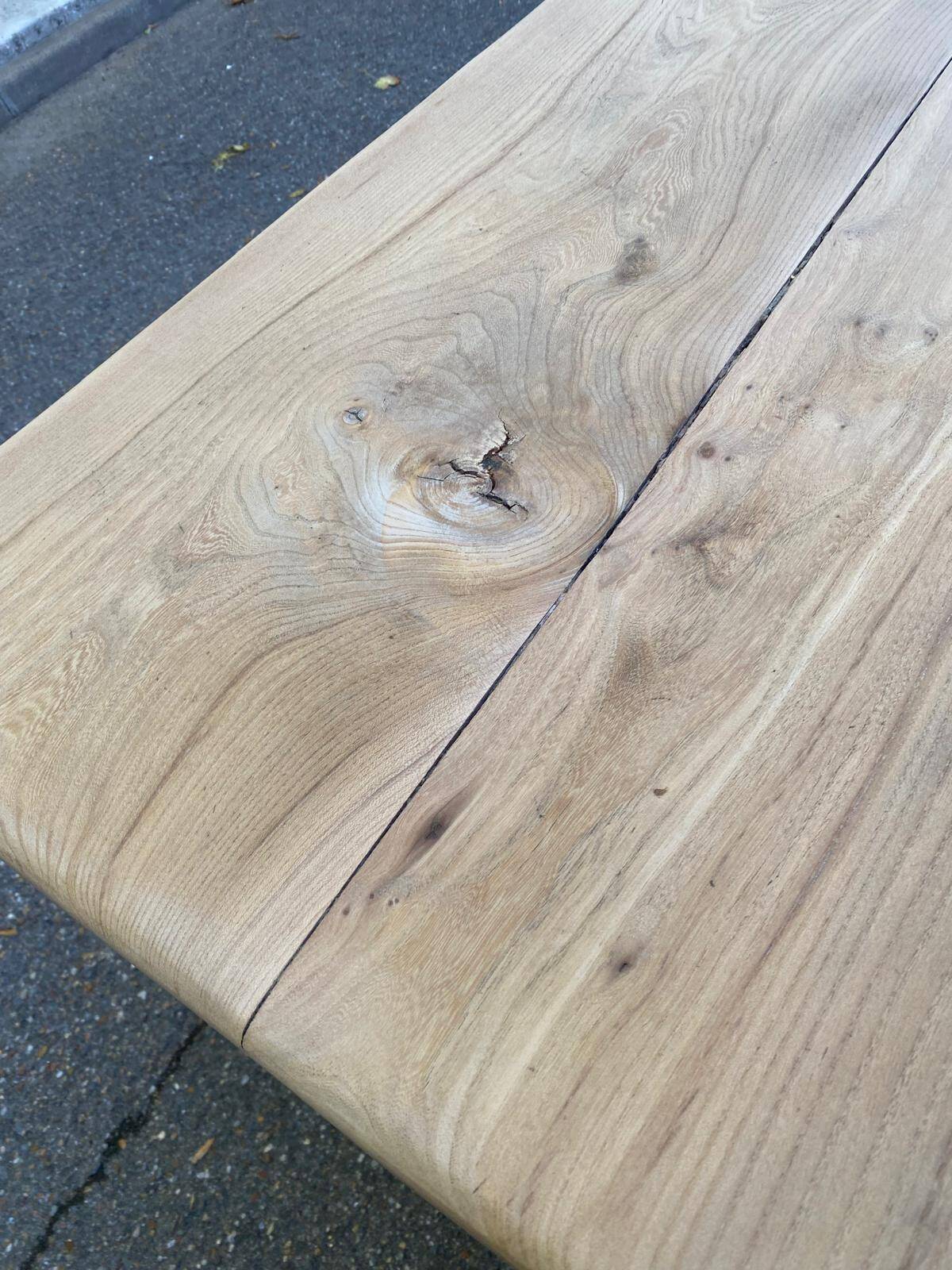 Grande table de monastère étroite décapée en chêne massif brut 200cm