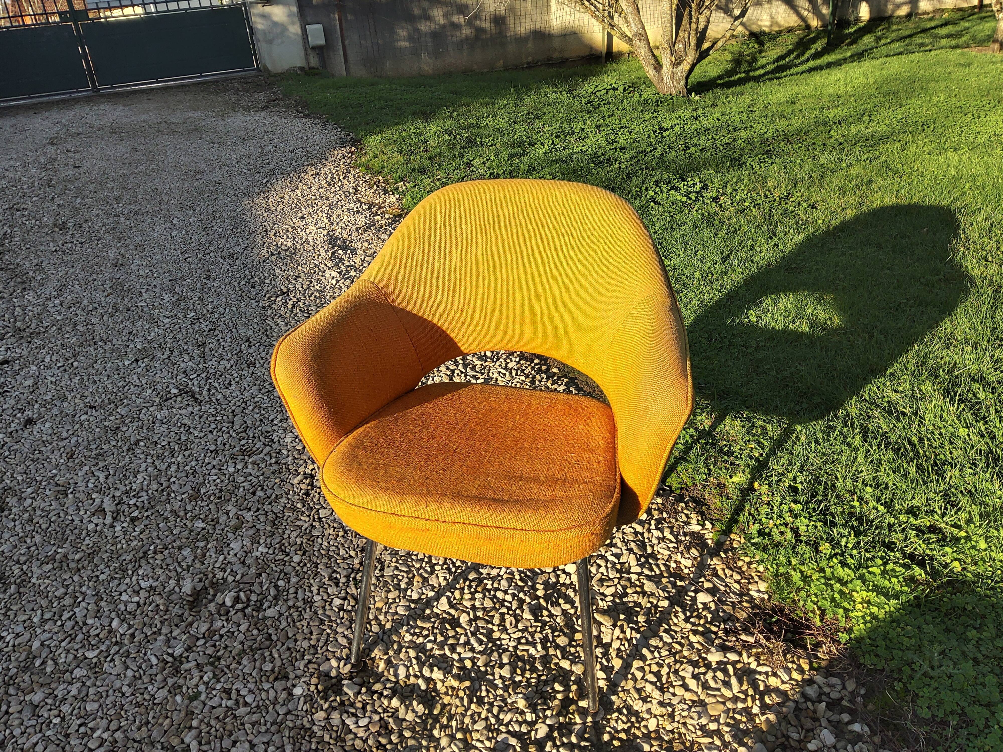 Conference chairs by Eero Saarinen from the 70s