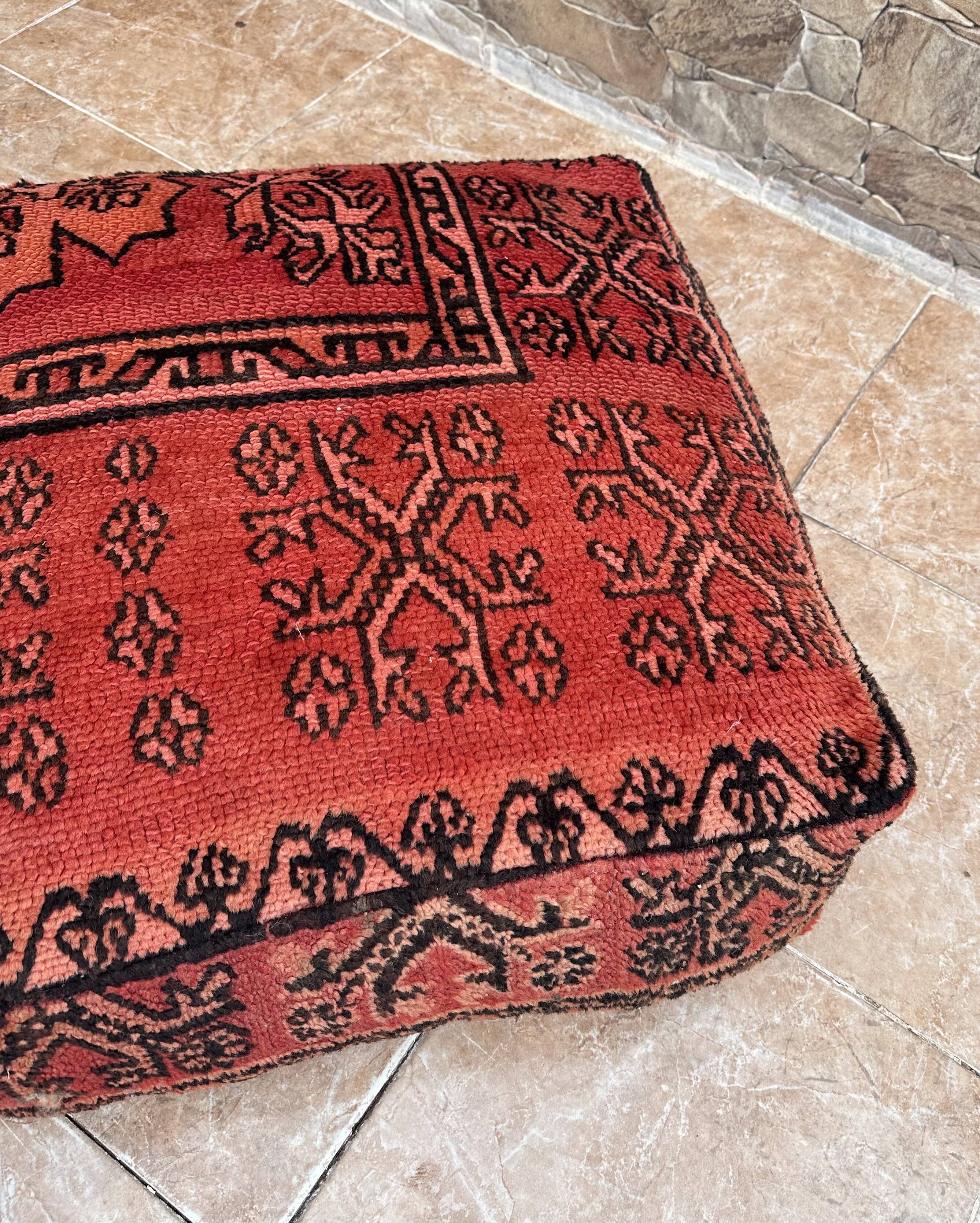 Pouf, coussin de sol Kilim berbère fait main