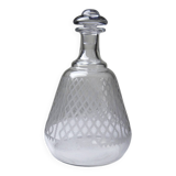 Engraved crystal carafe model "Alhambra" Baccarat from the years 1900-1920.
