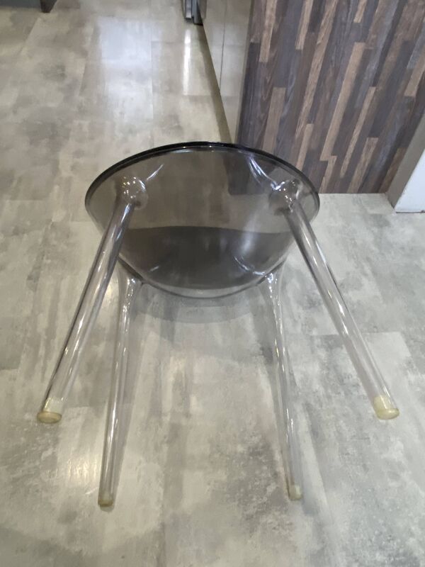 Une Chaise Mister Impossible Philippe Starck Kartell 90