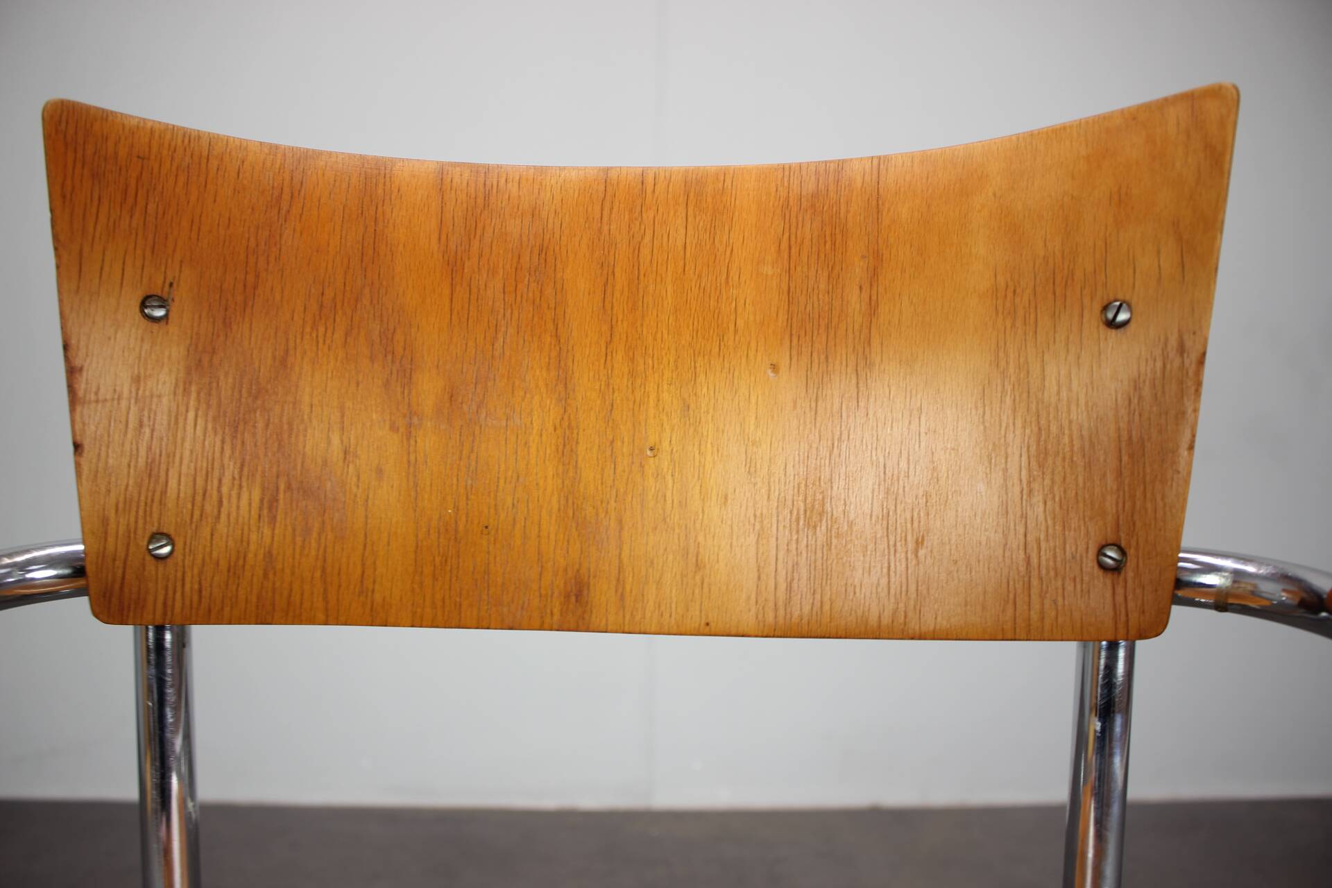 Chrome tubular chair in the style of Mart Stam, Czechoslovakia, 1930s.