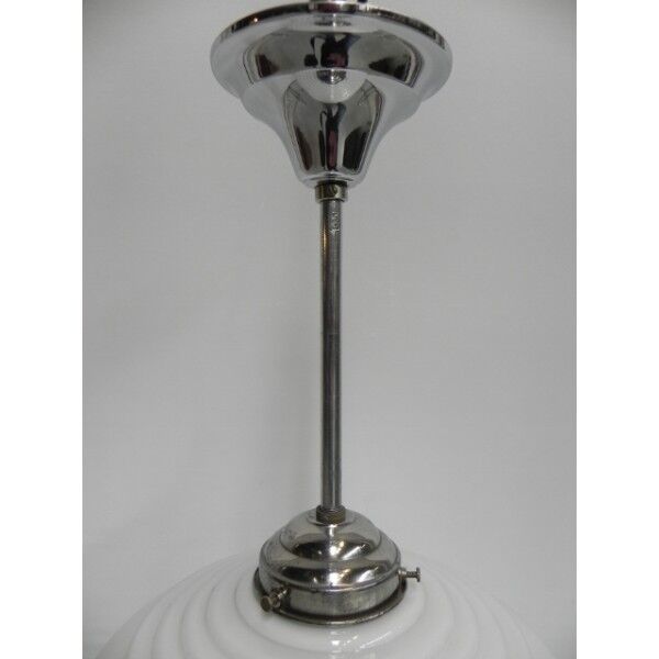 Suspension Deco with white glass sphere