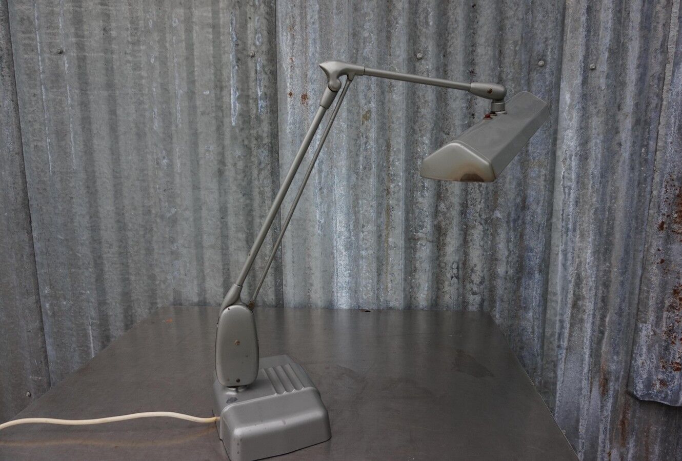 Floating industrial dazor desk lamp