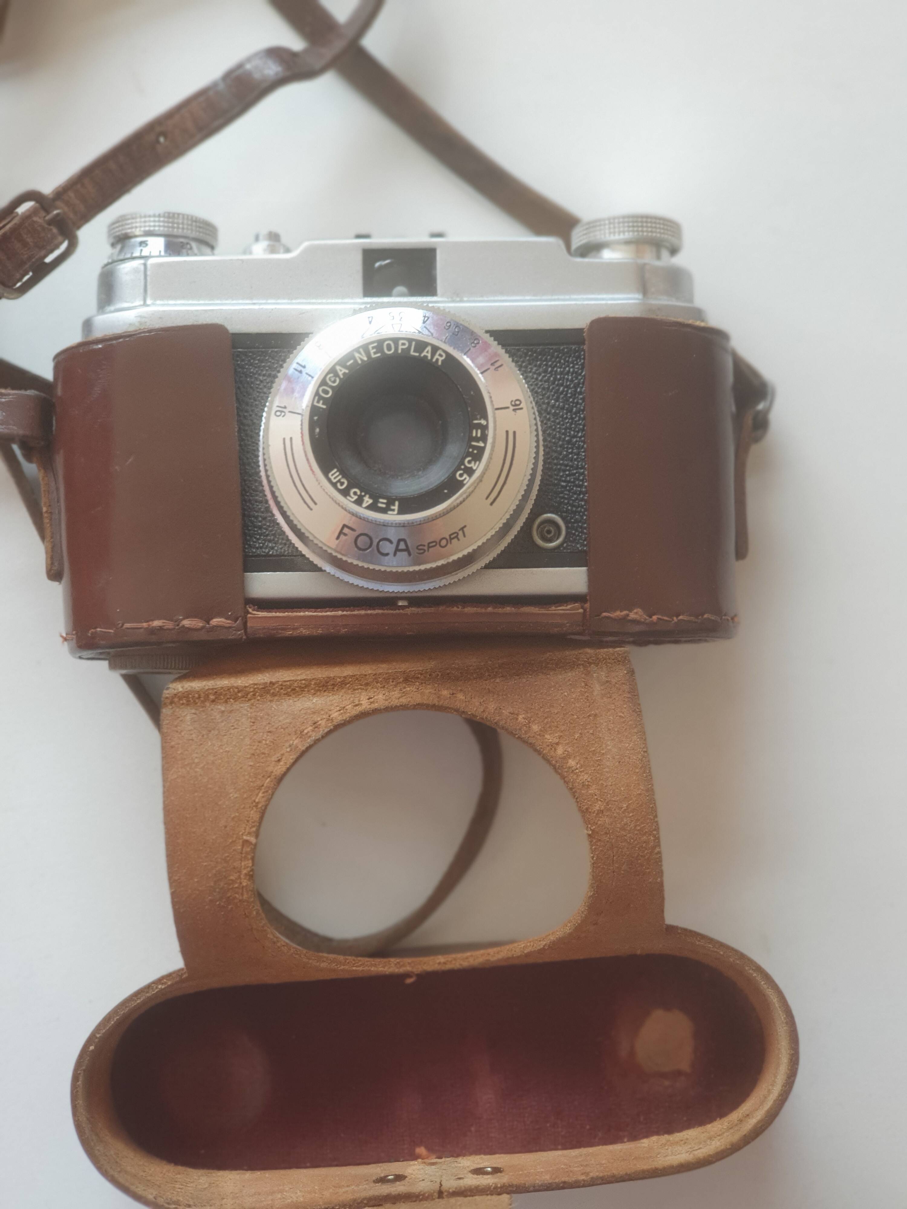 24-36 Foca Sport film camera