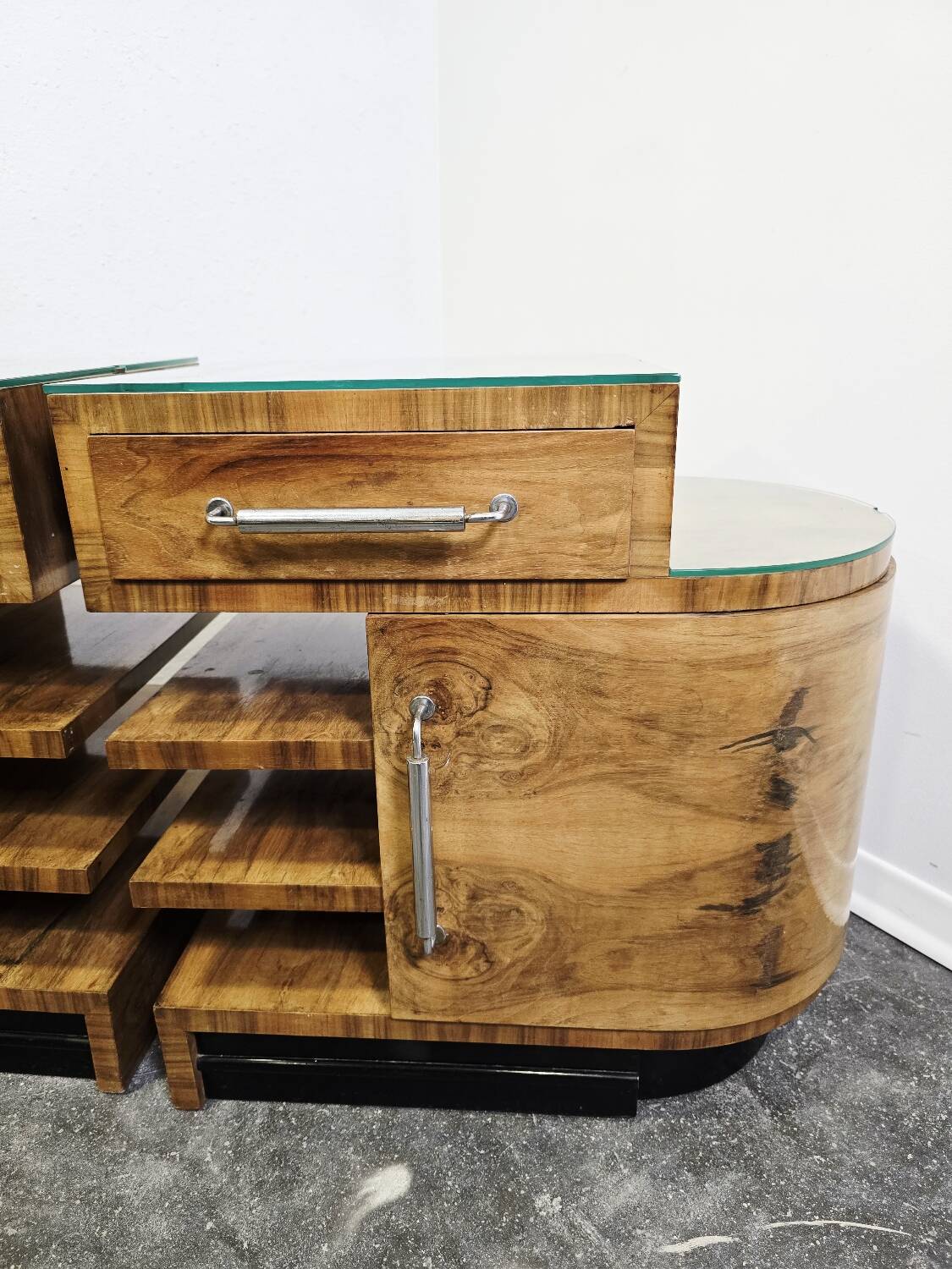 Tables de chevet Art déco des années 30