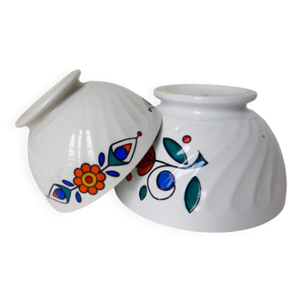 2 vintage Art Deco bowls 210104