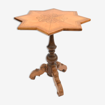 Inlaid tripod pedestal with star-shaped tray
