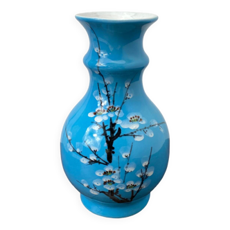 Ceramic vase