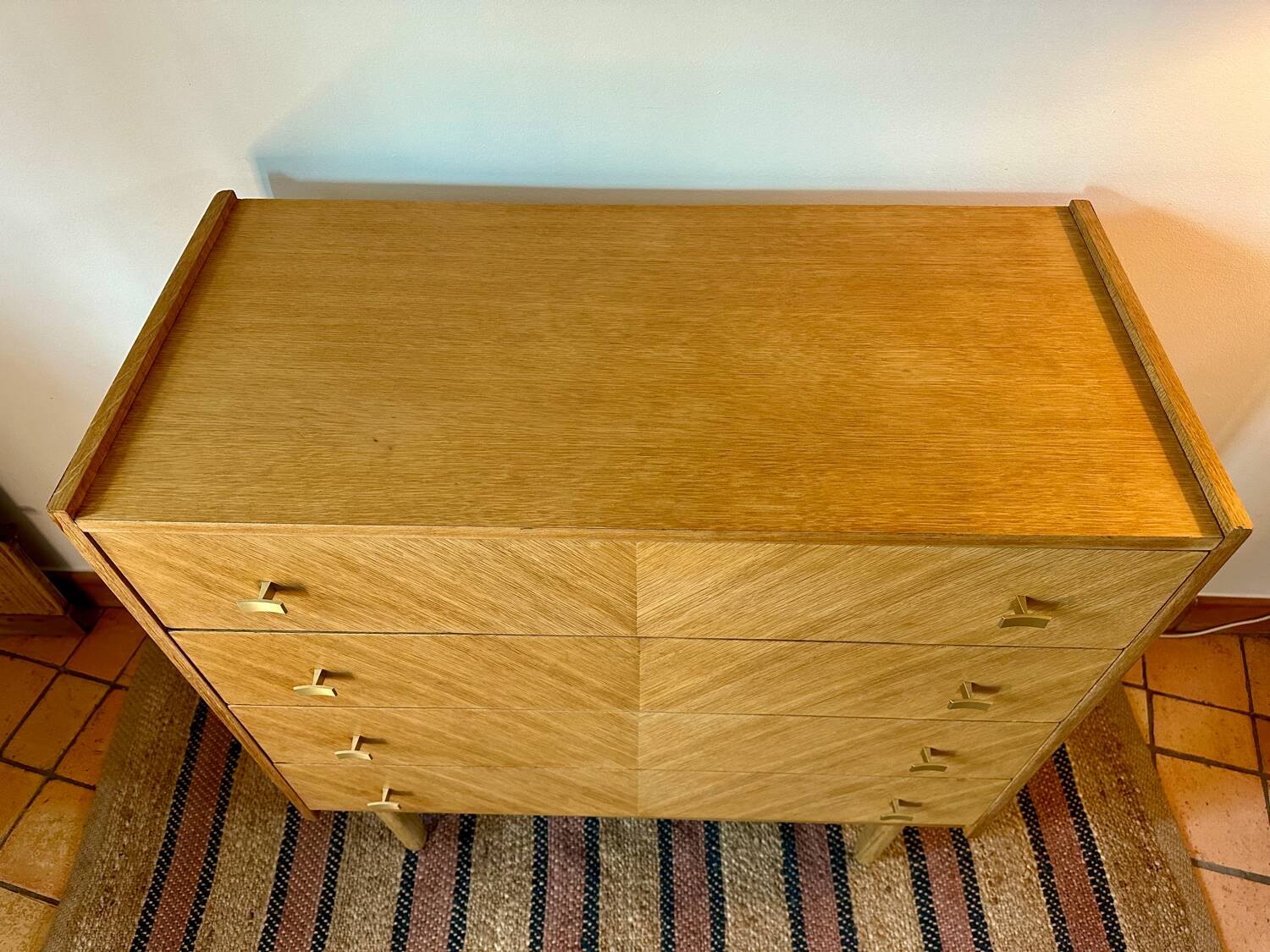 Vintage chest of drawers
