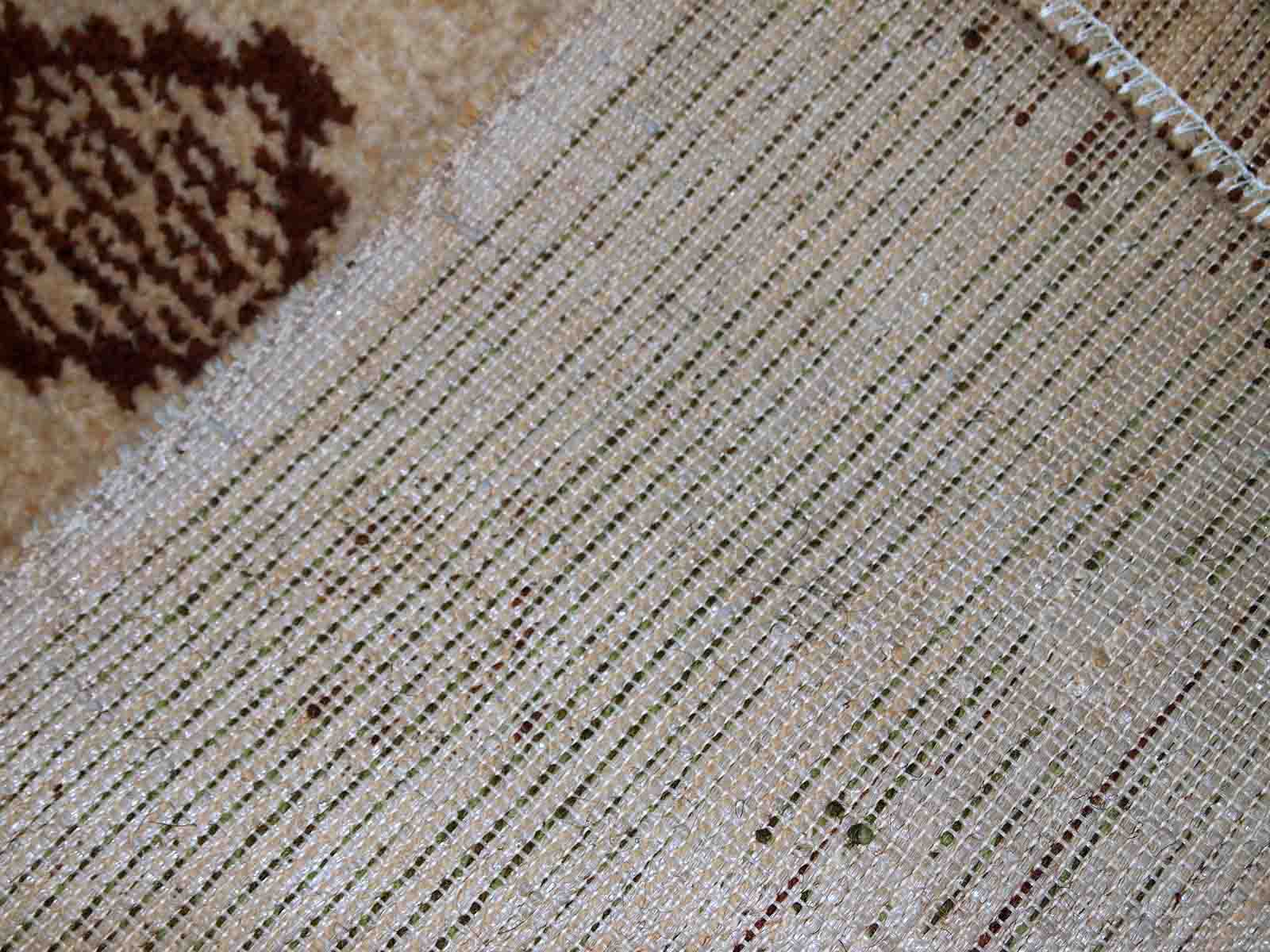 Vintage Moroccan carpet Berber rug style 2.3' x 4.7' (71cm x 145cm) 1970s, 1C758