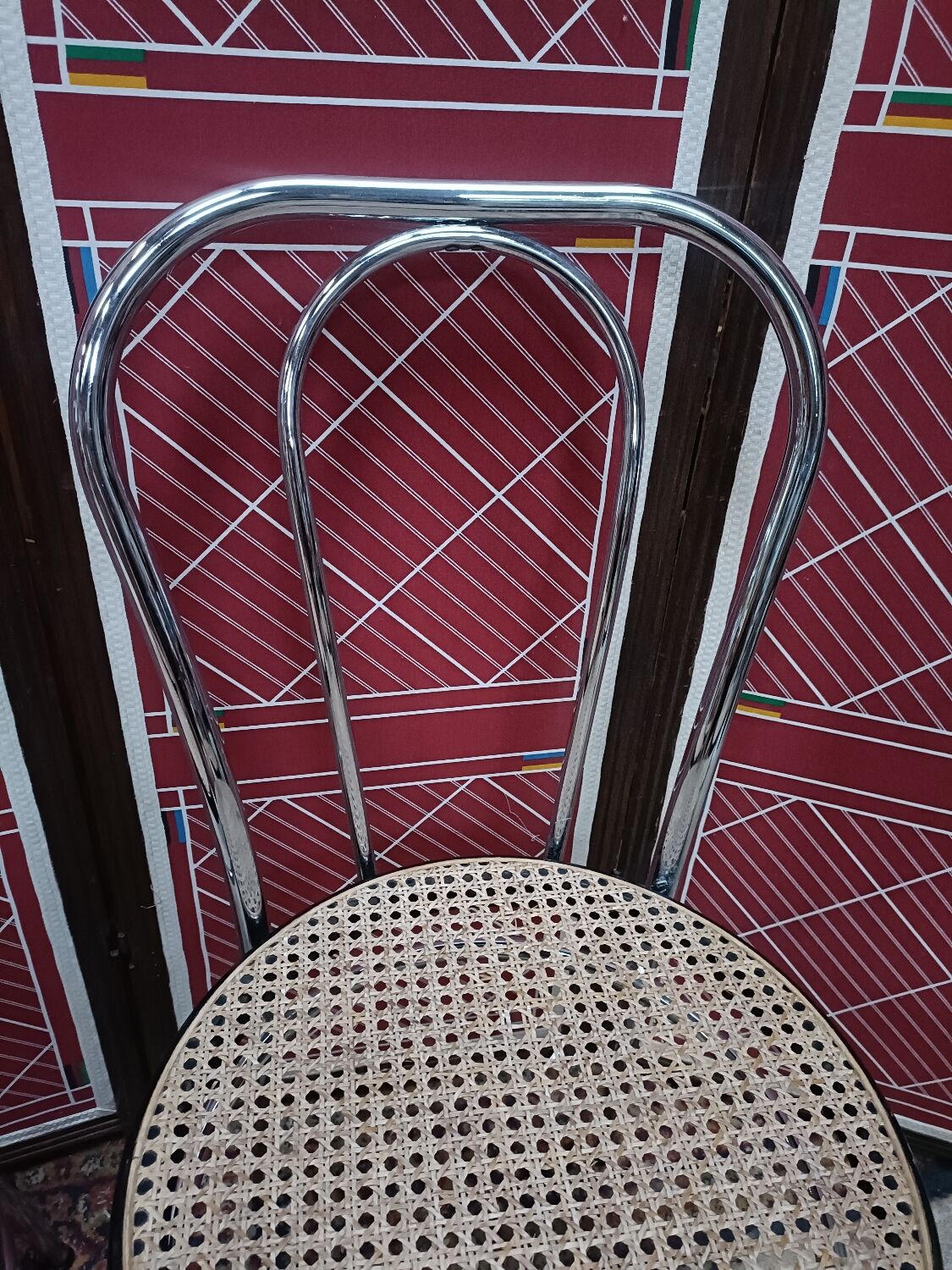 4 chaises bistrot en acier chromé et assise cannée
