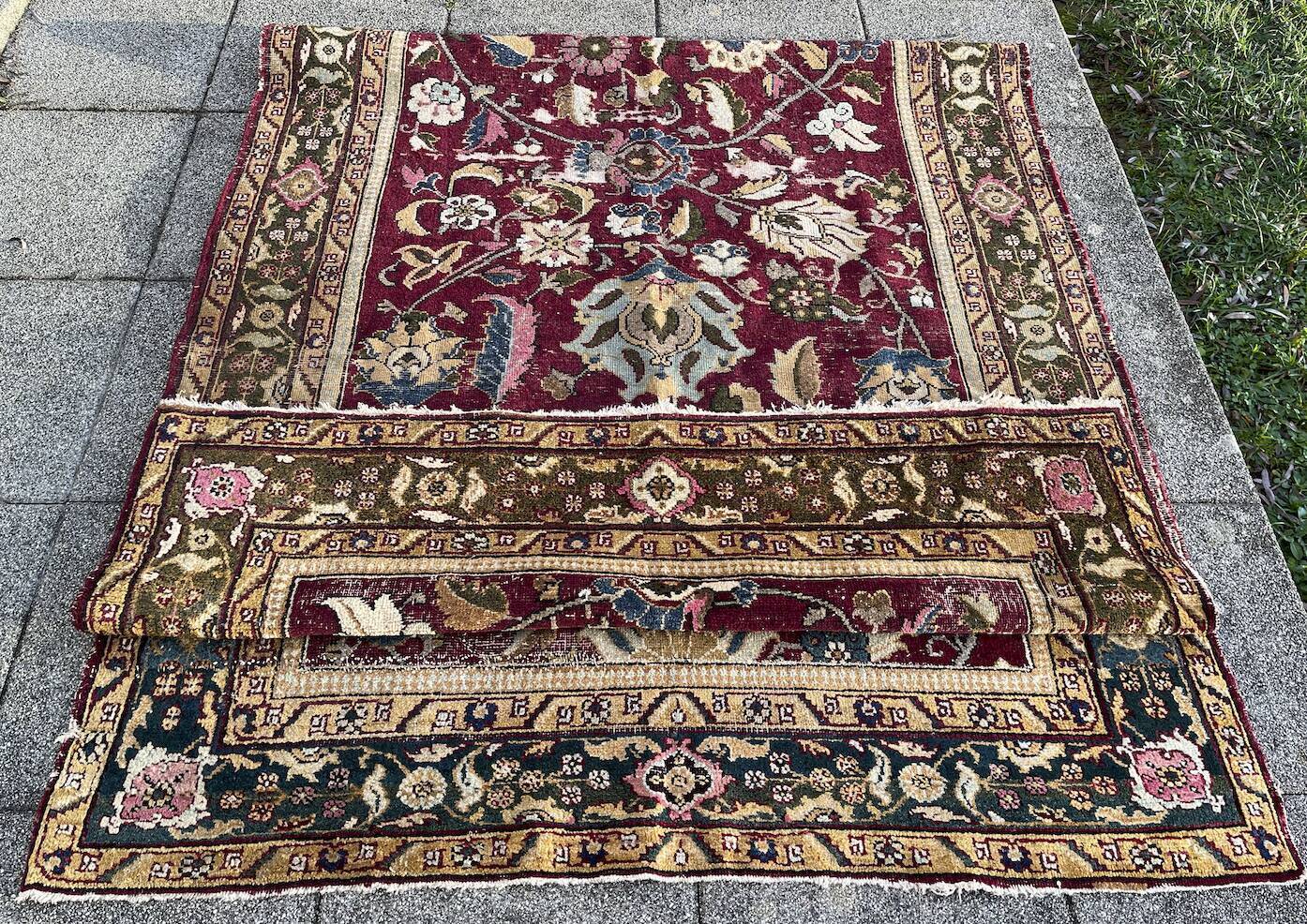 Indo-Persian carpet Agra 19th - 303x138cm