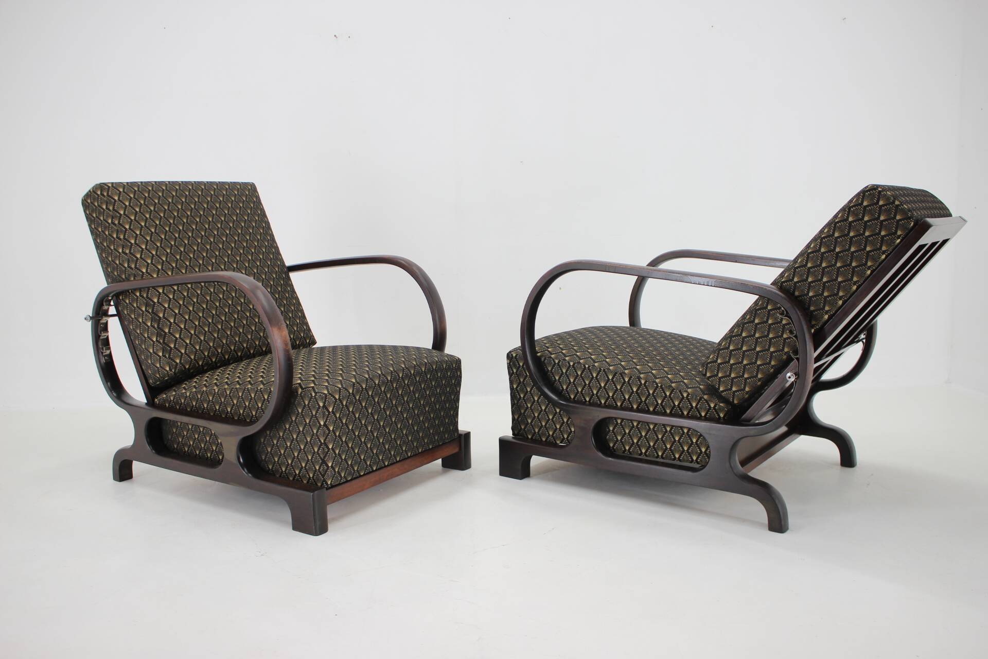 1930s Pair of Restored Art Deco Adjustable Armchairs, Czechoslovakia