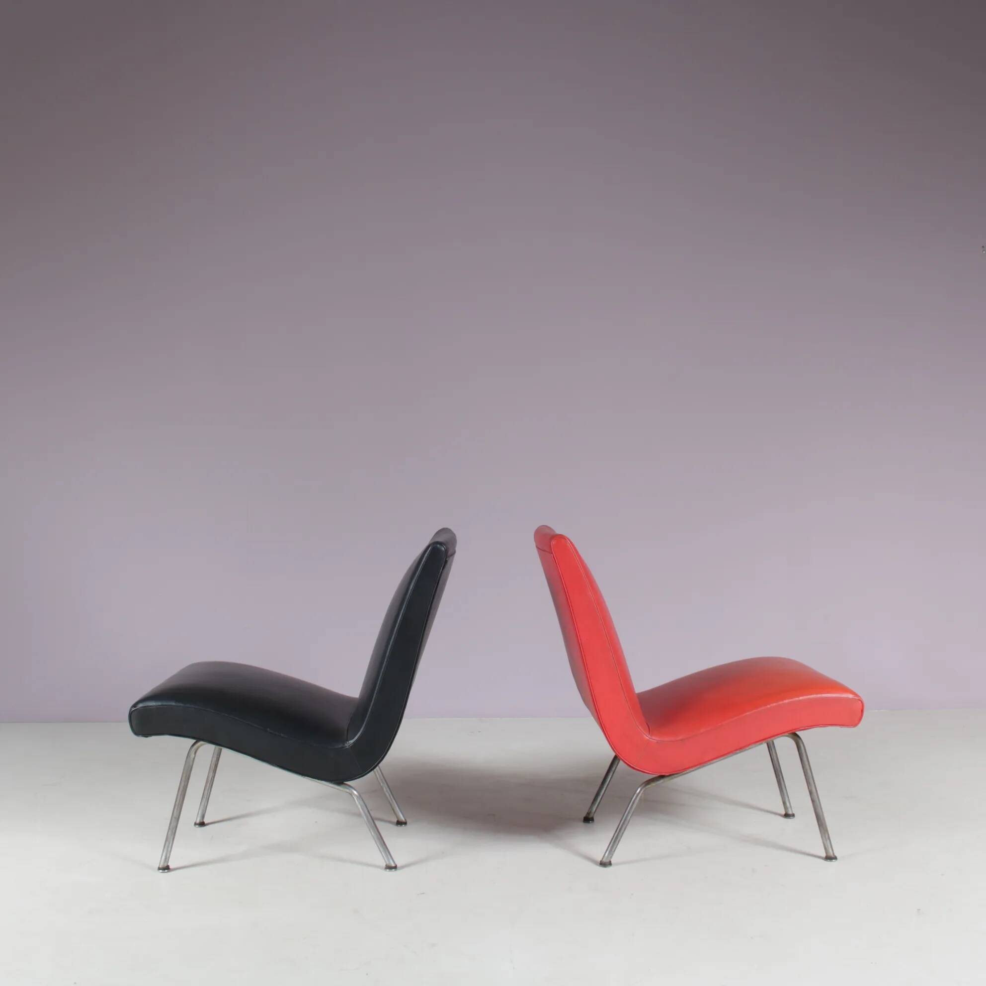 1947 pair of Walter Knoll “Vostra” chairs for Knoll, Germany