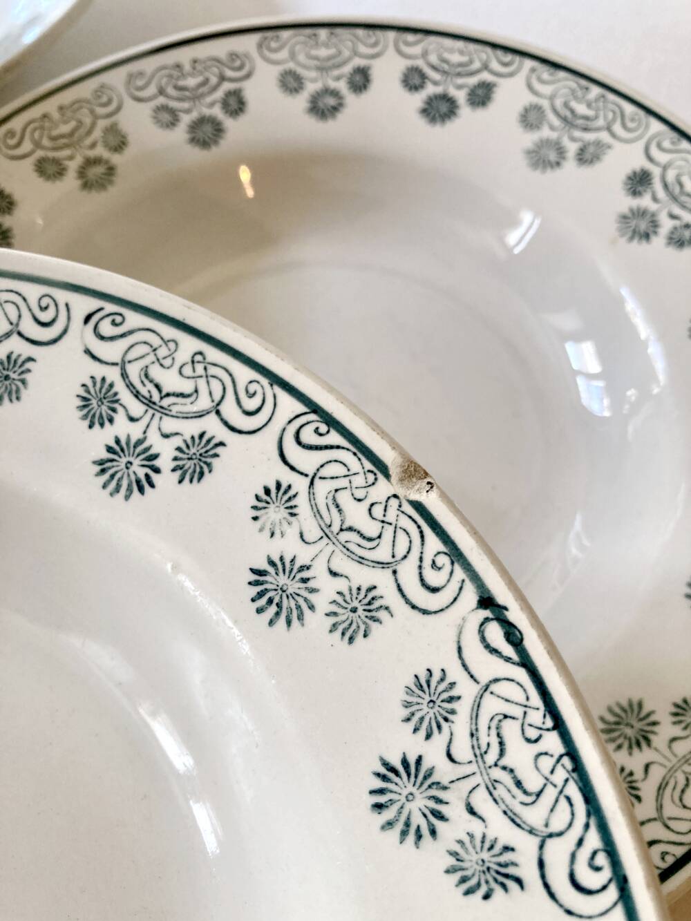 6 deep plates Digoin & Sarreguemines, emerald green floral decoration