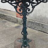 Old bistro table/foot cast iron floral decoration