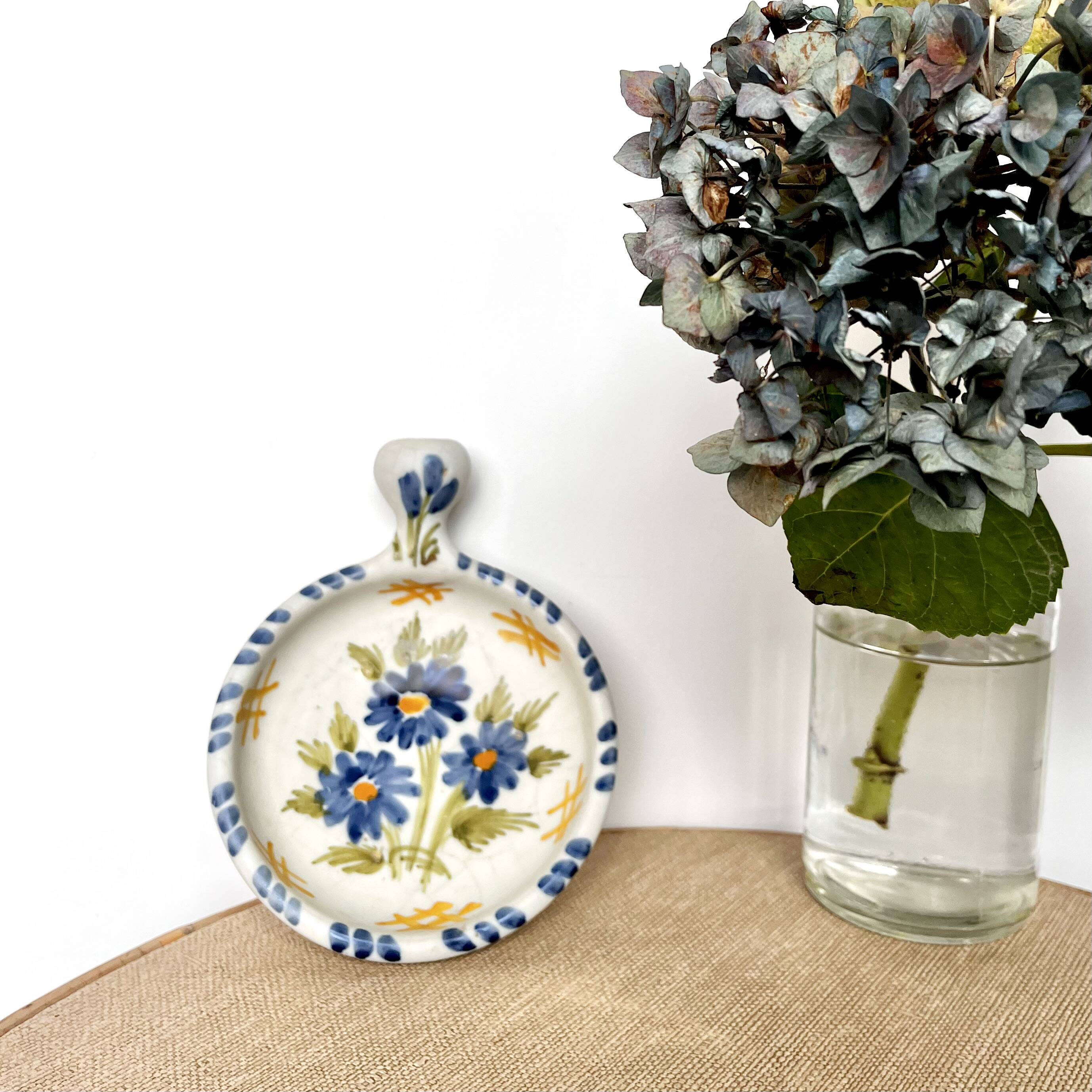 Decorative flower saucer from the 60s