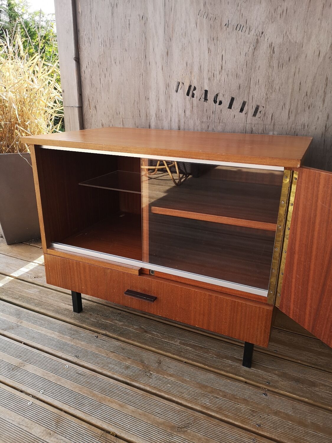Side furniture