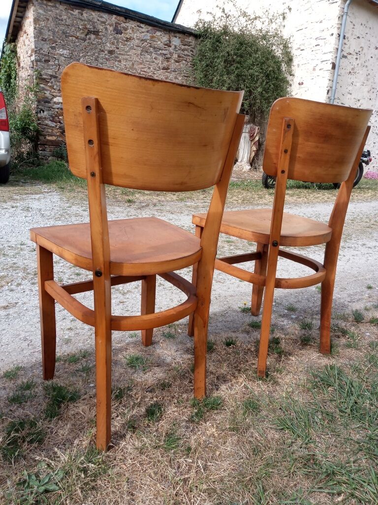 Lot of 4 bistro chairs