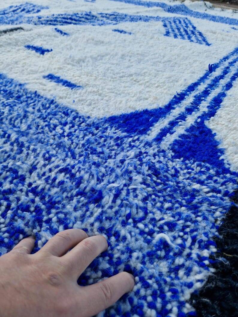 Handmade pure wool Berber rug, size 2/3 m.