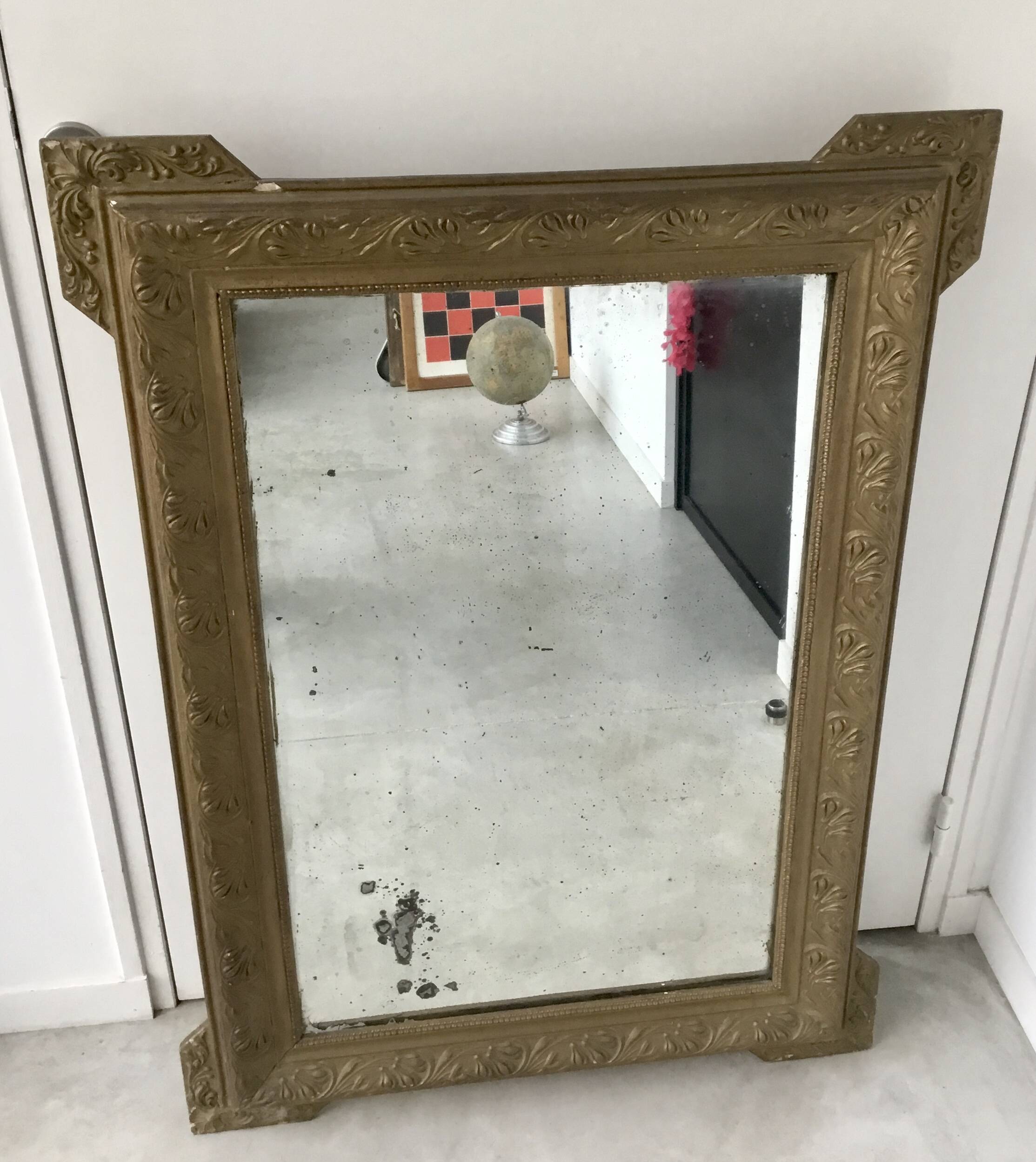 Large table mirror or trumeau gilded wood and stucco frame - late 19th or early 20th century