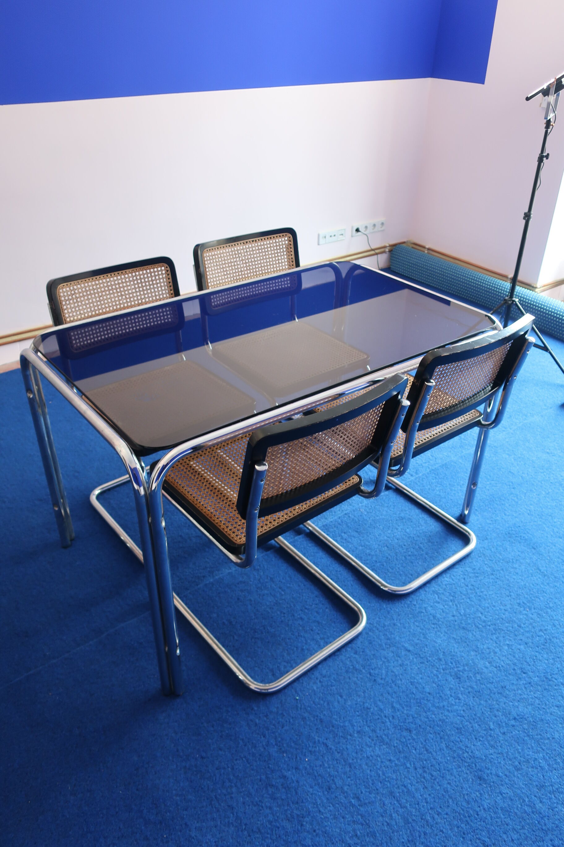 Table and 4 chairs by Marcel Breuer from the 70/80