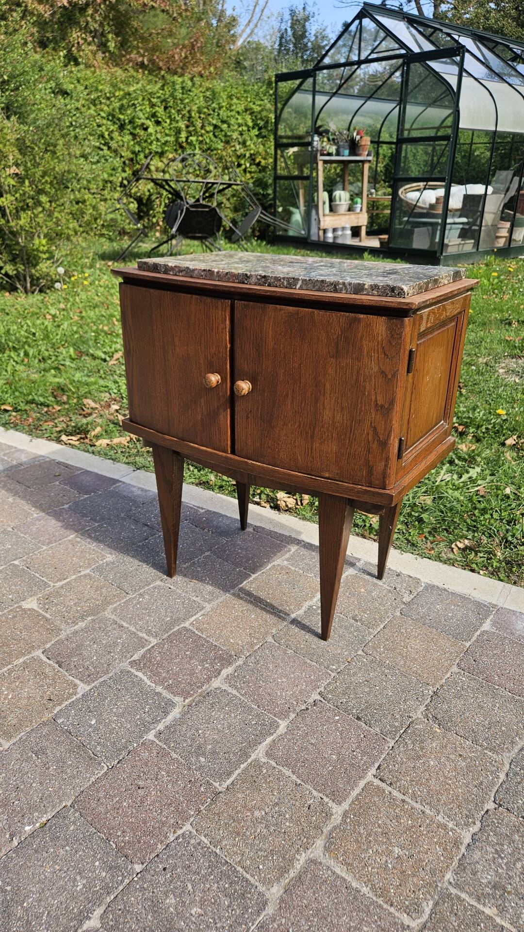 Table de chevet