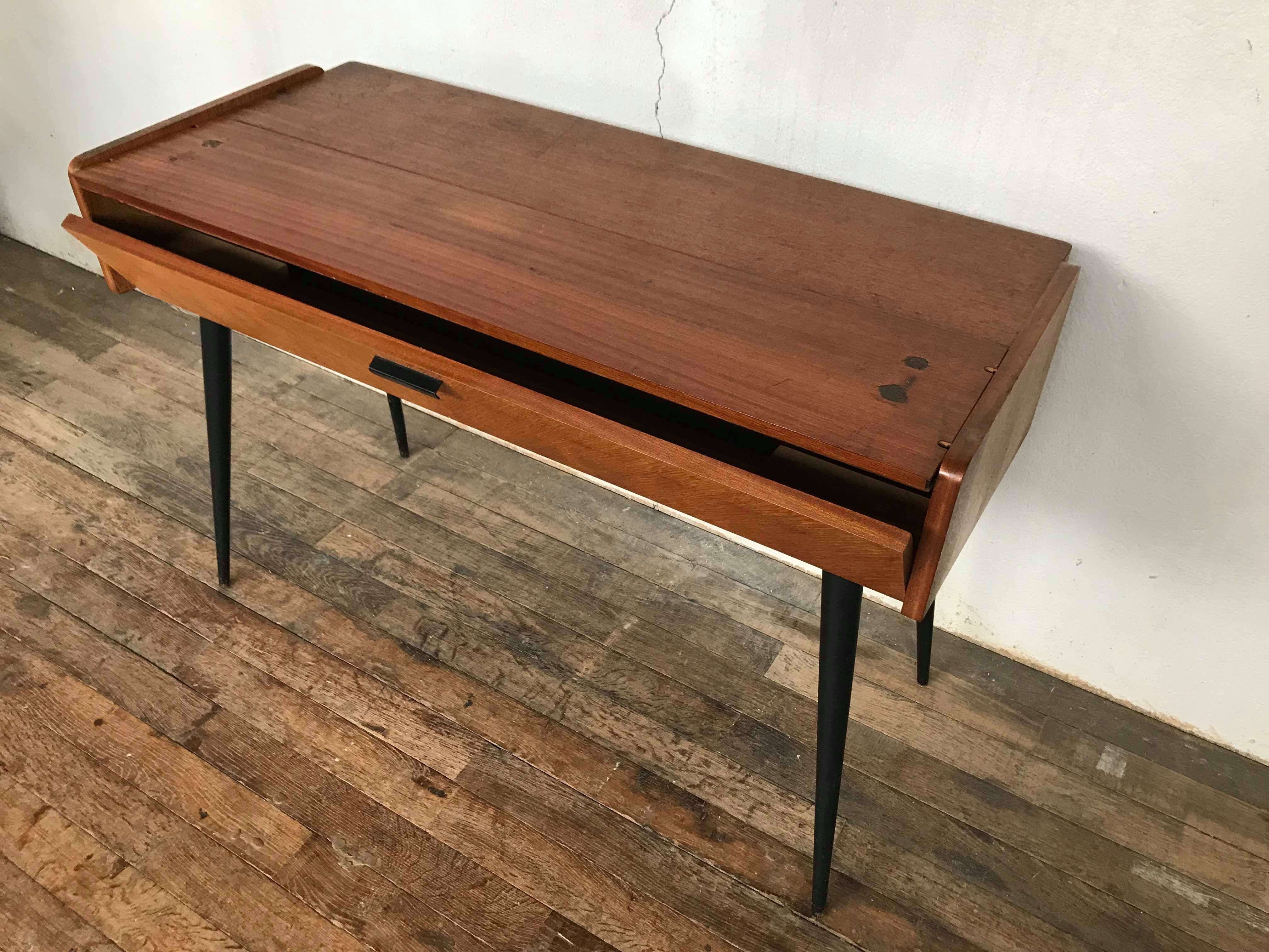 Bureau tricoteuse en teck vintage pieds compas fuseaux noir 1950 1960 style scandinave