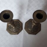 Paire de bougeoirs en bronze