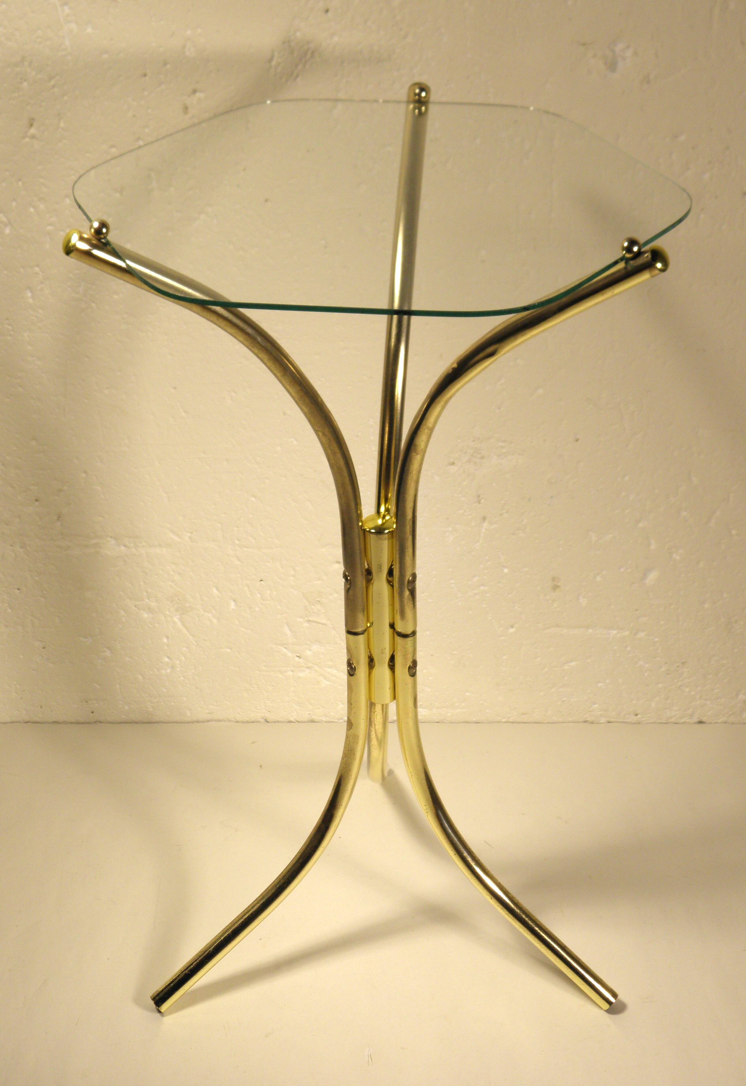 Tripod stand in gold metal and glass